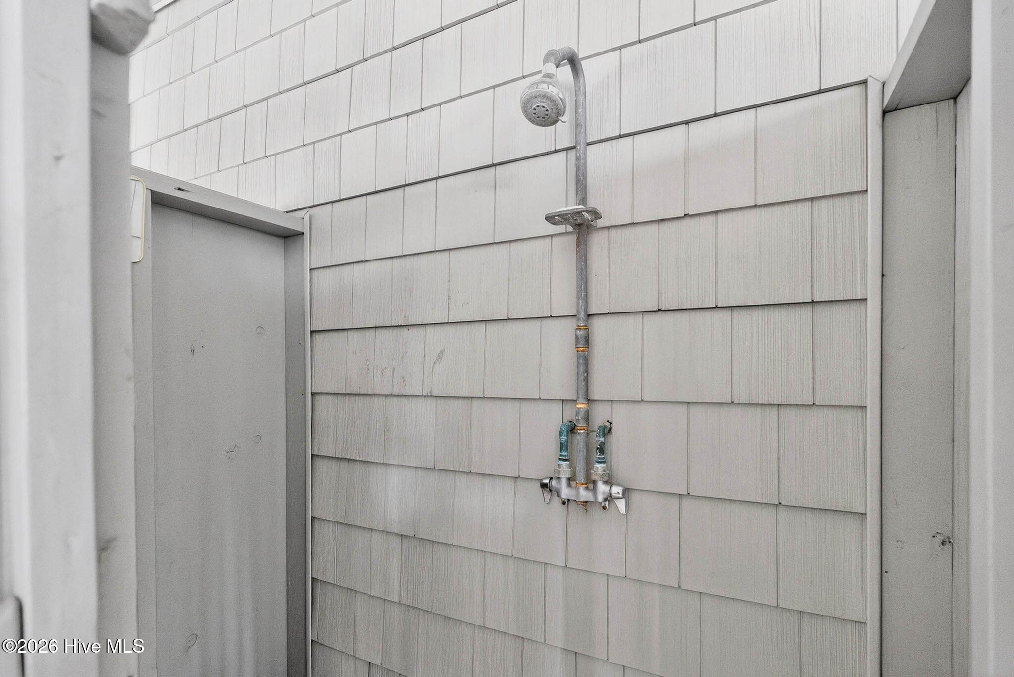 100565816 | Photo 55