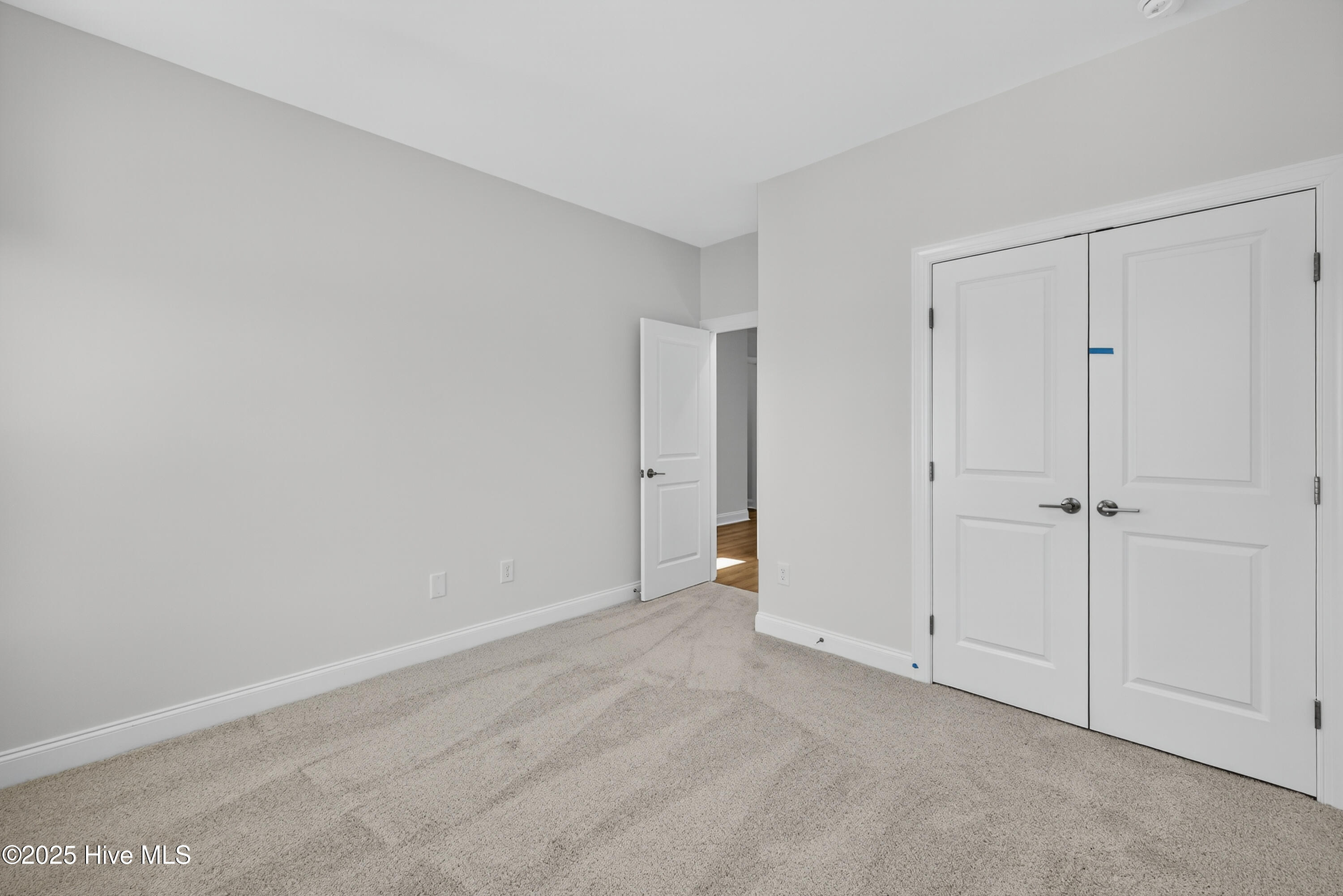 100544174 | Photo 12