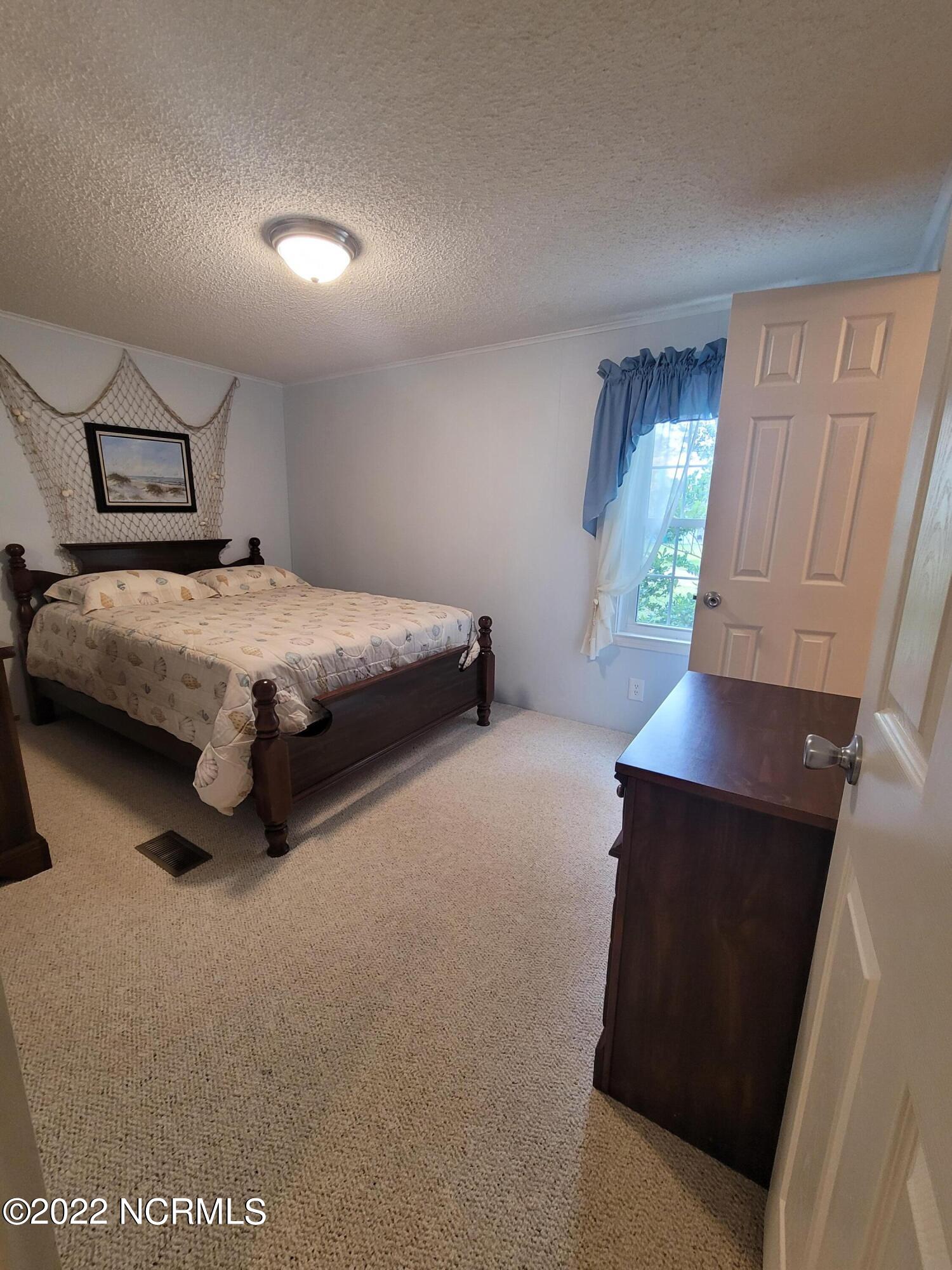 100538759 | Photo 18