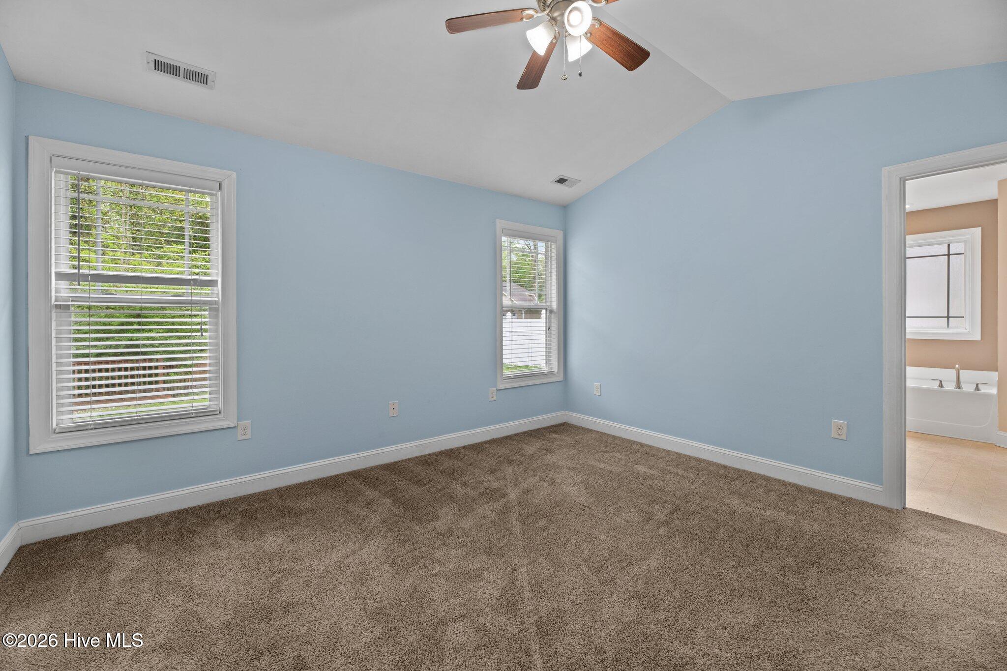 300 Hawks Bluff Drive,New Bern