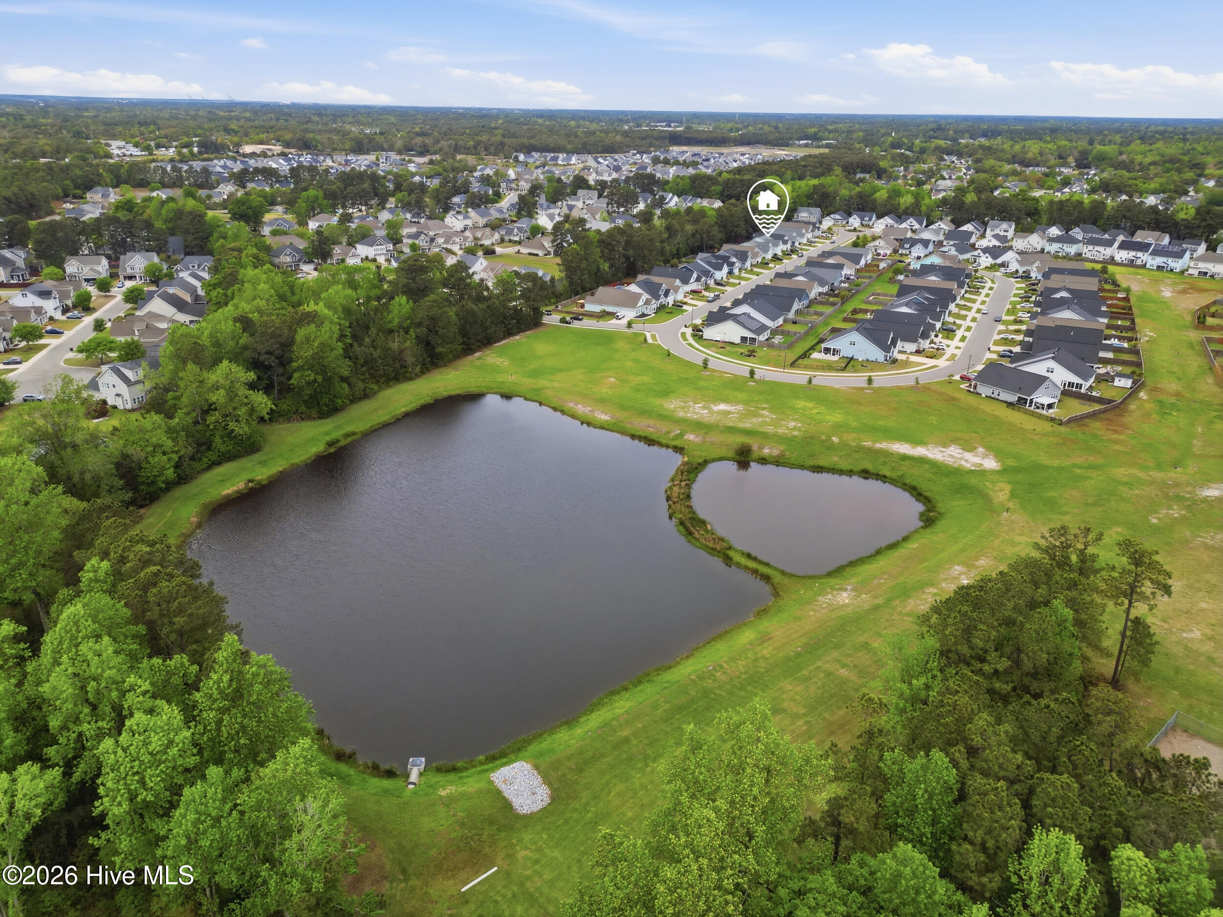 100565779 | Photo 55