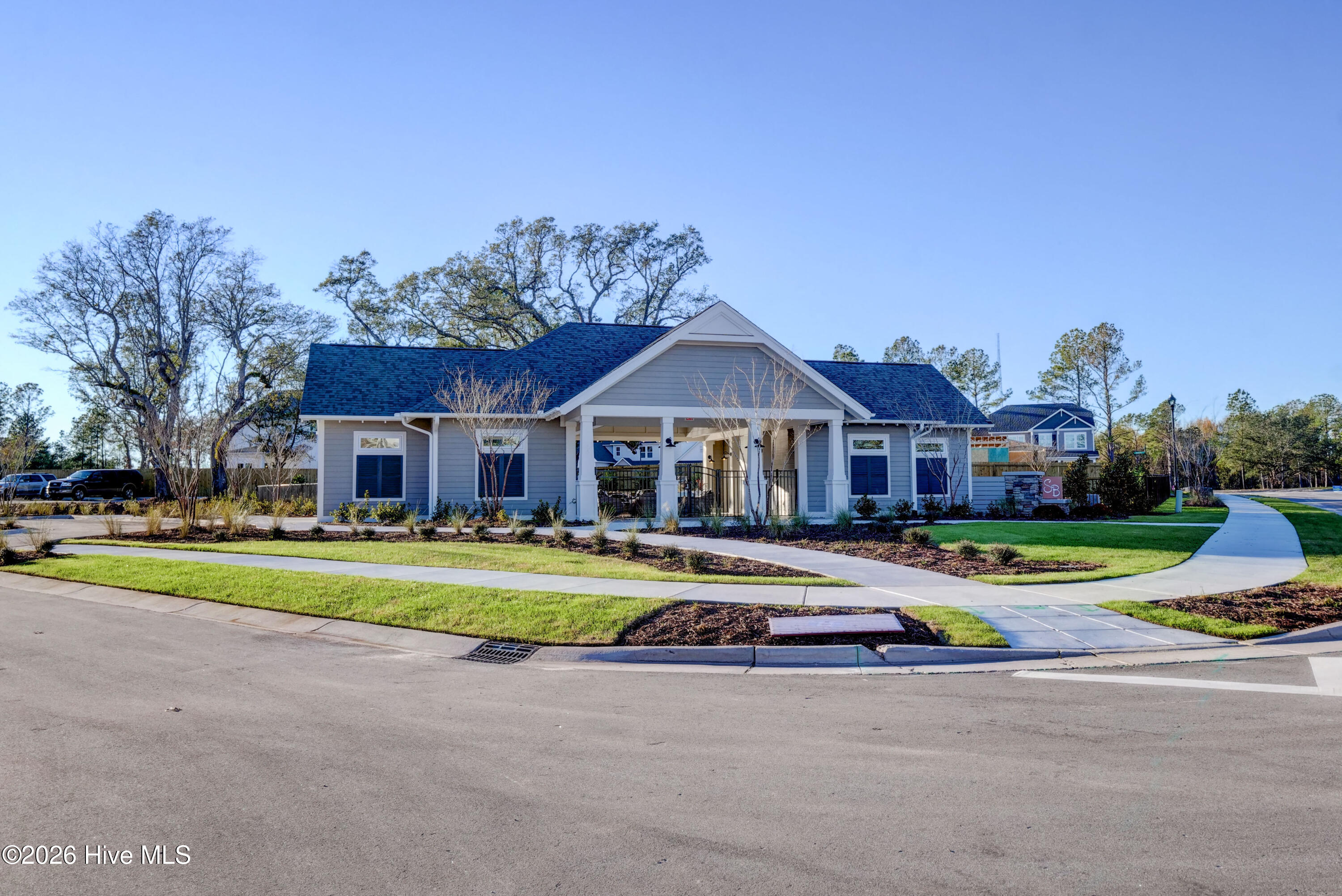 100567607 | Photo 62