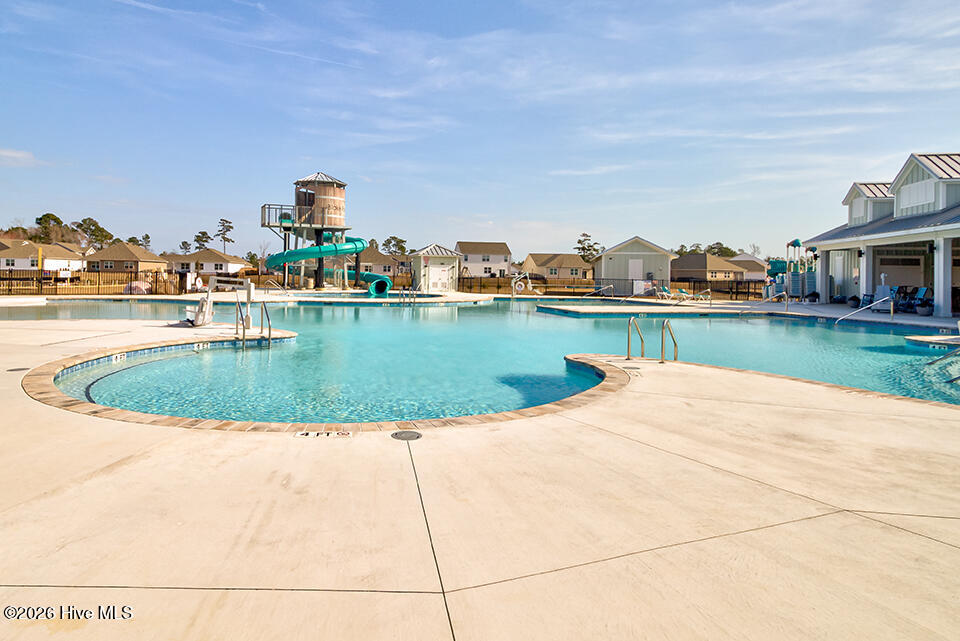 100557891 | Photo 30