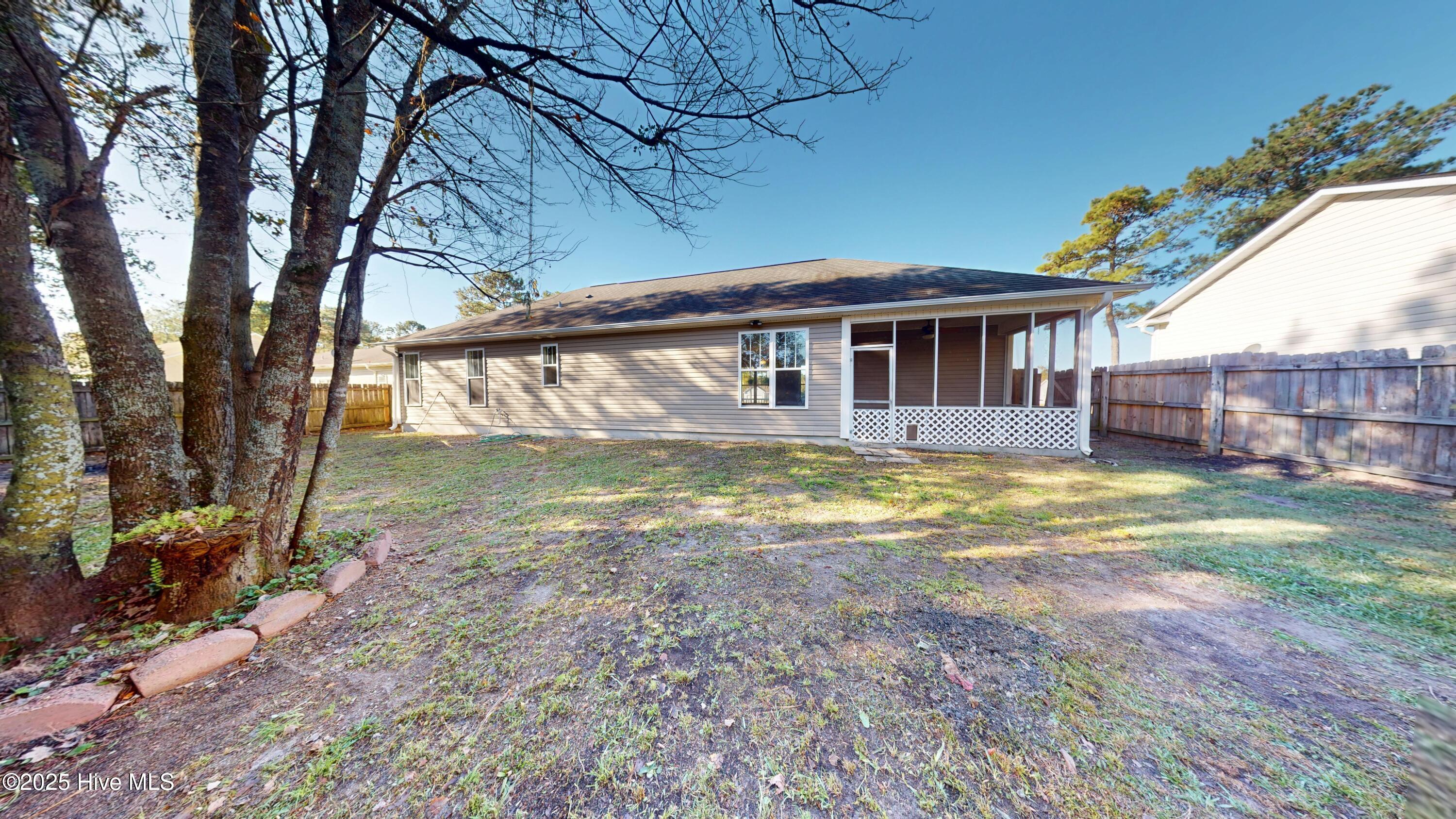 119 Boysenberry Fields Road, Maple Hill, NC 28454 – photo 20: 119-Boysenberry-11142025_173904