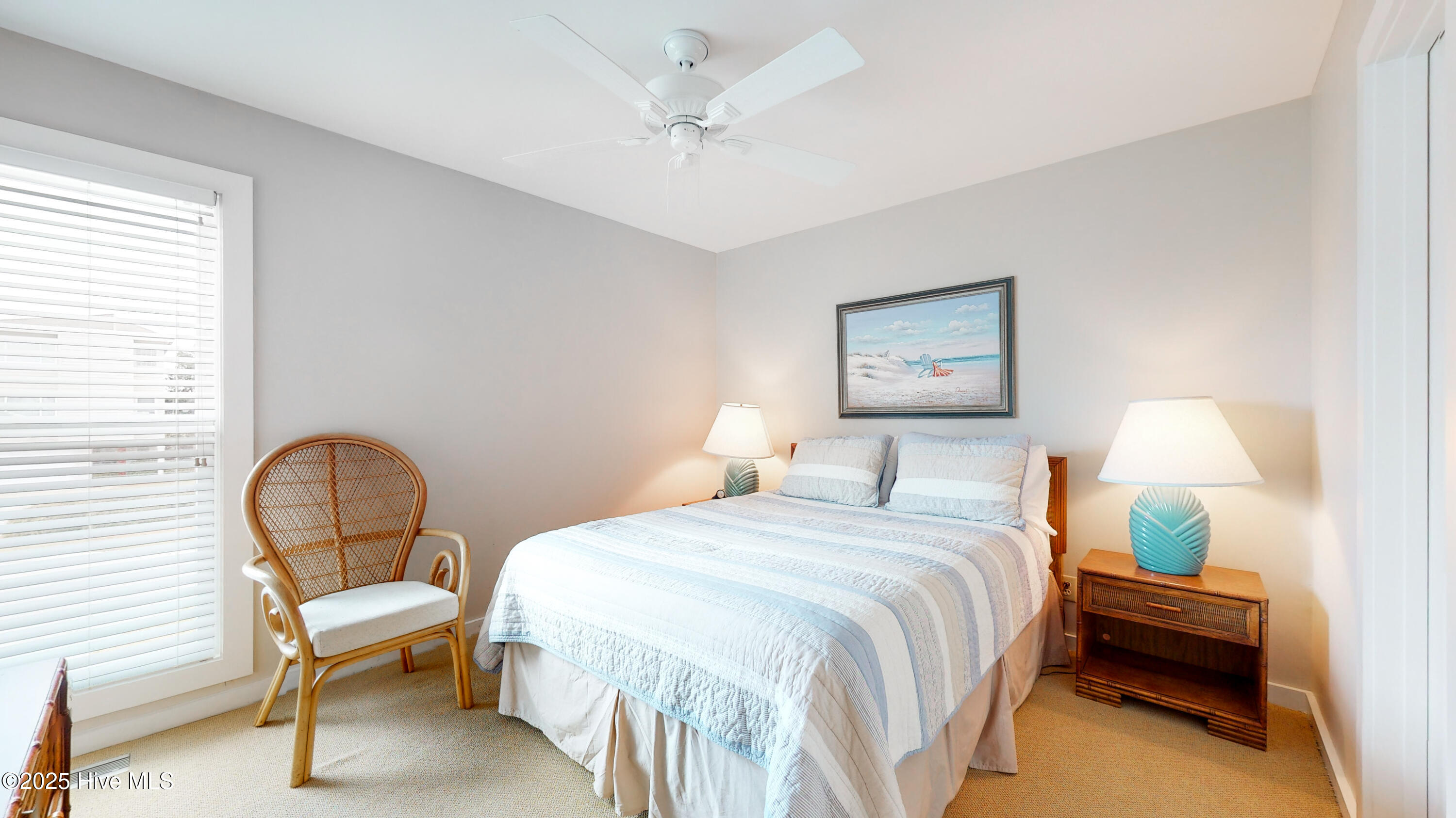 100532230 | Photo 31