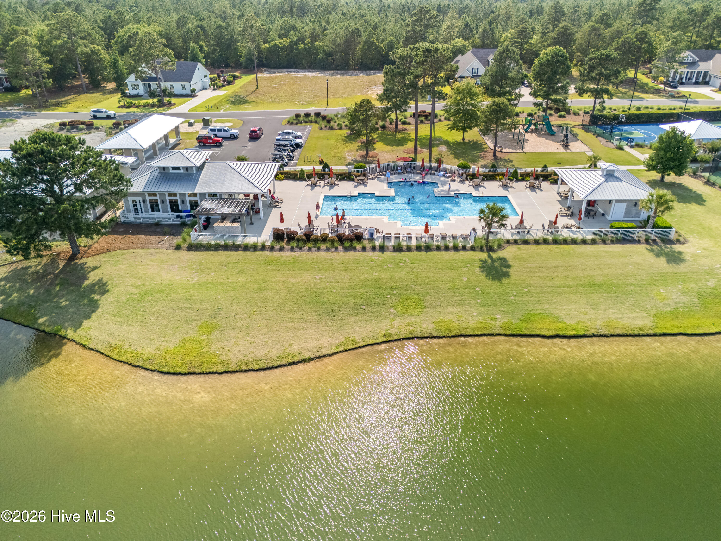 100551046 | Photo 12