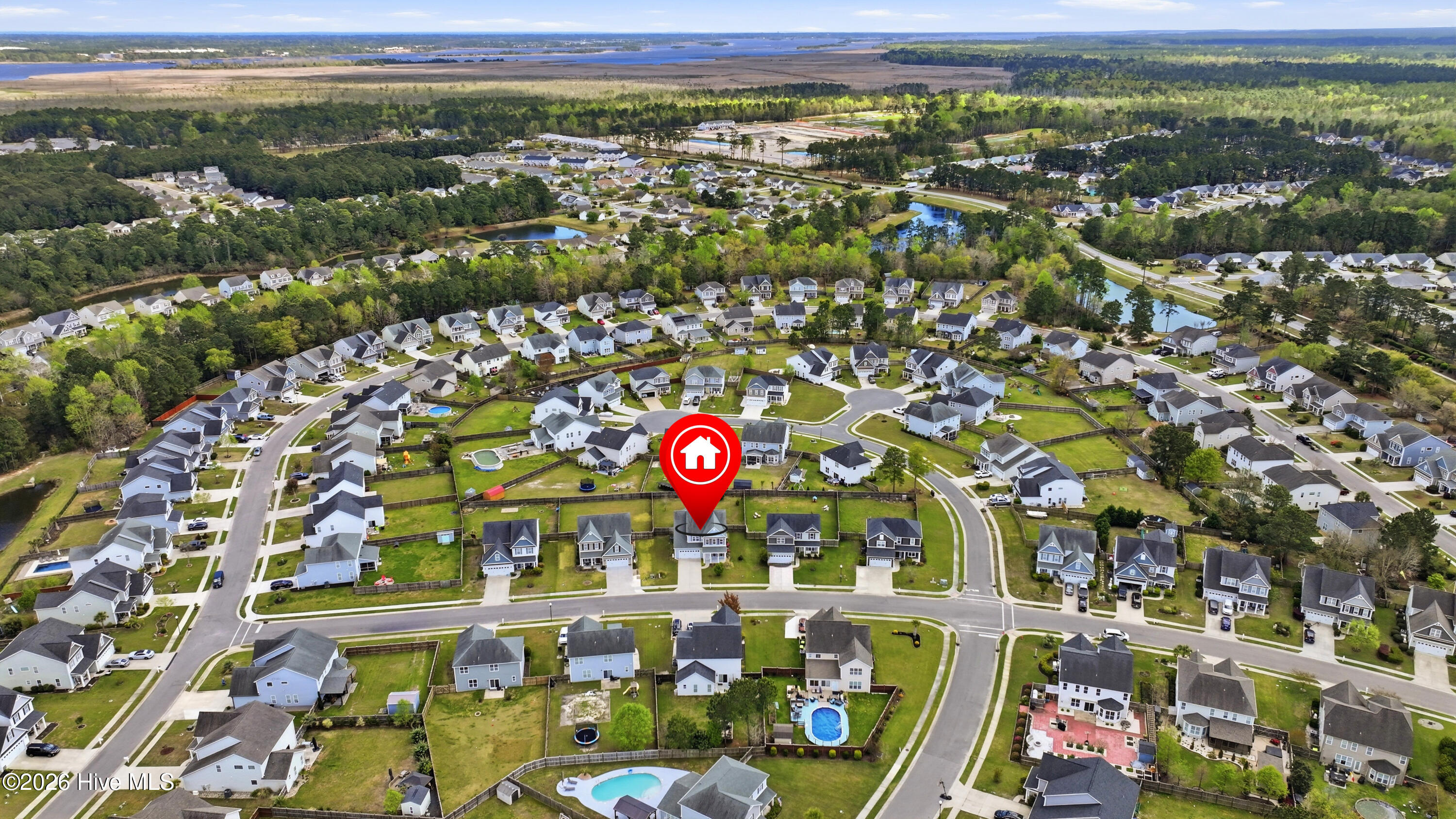 100563104 | Photo 48