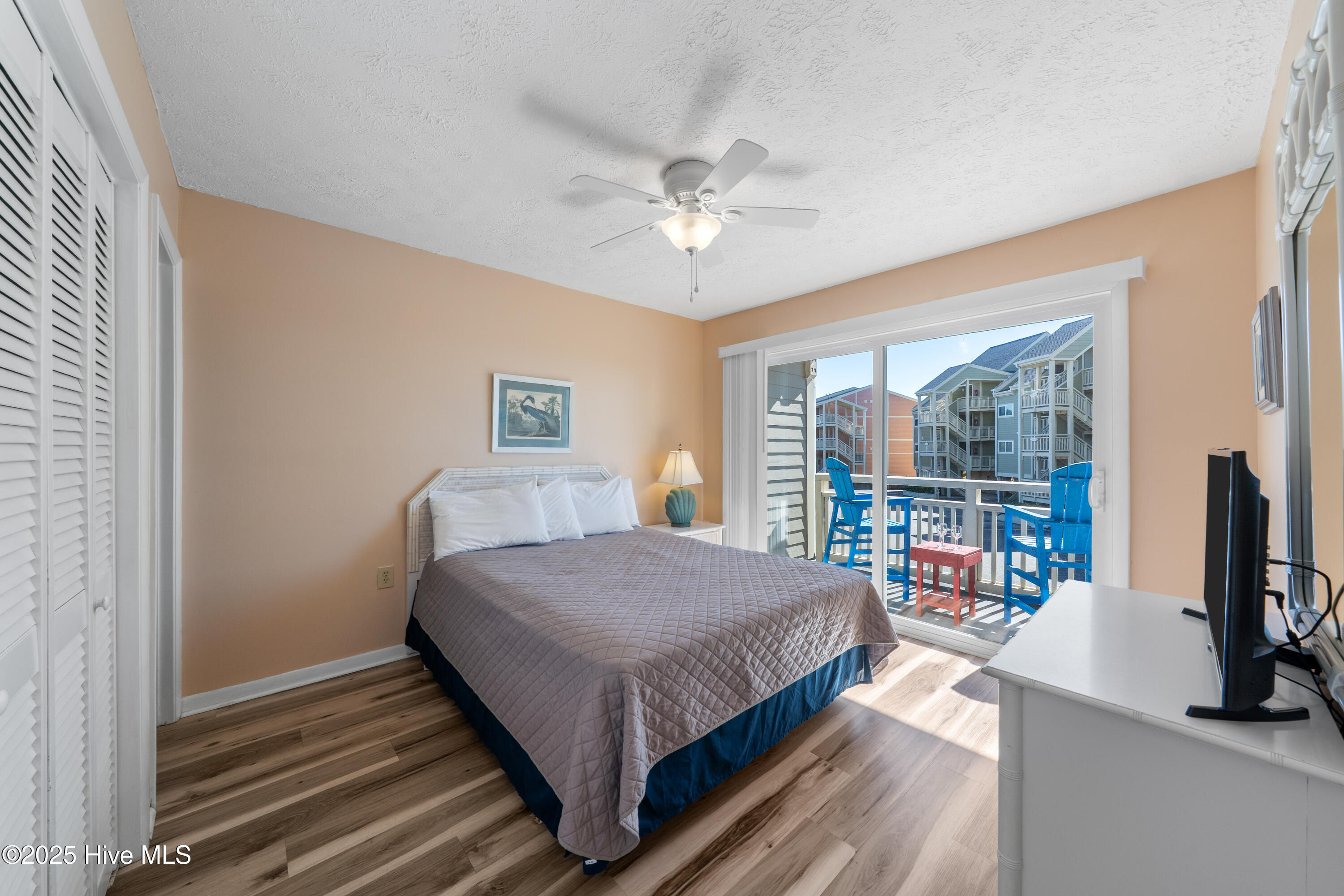 100539847 | Photo 28