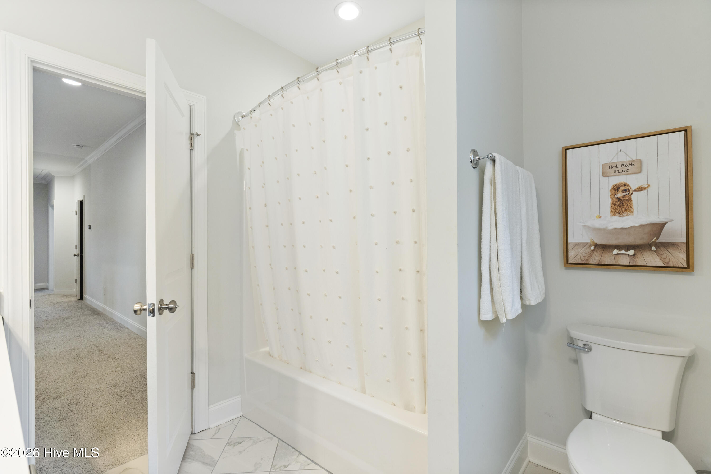 100549659 | Photo 38