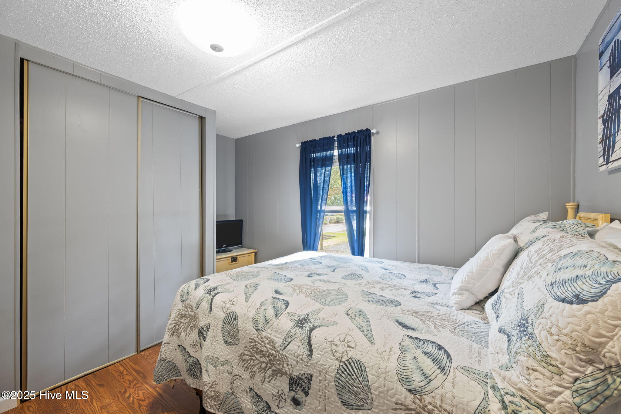 100535152 | Photo 41