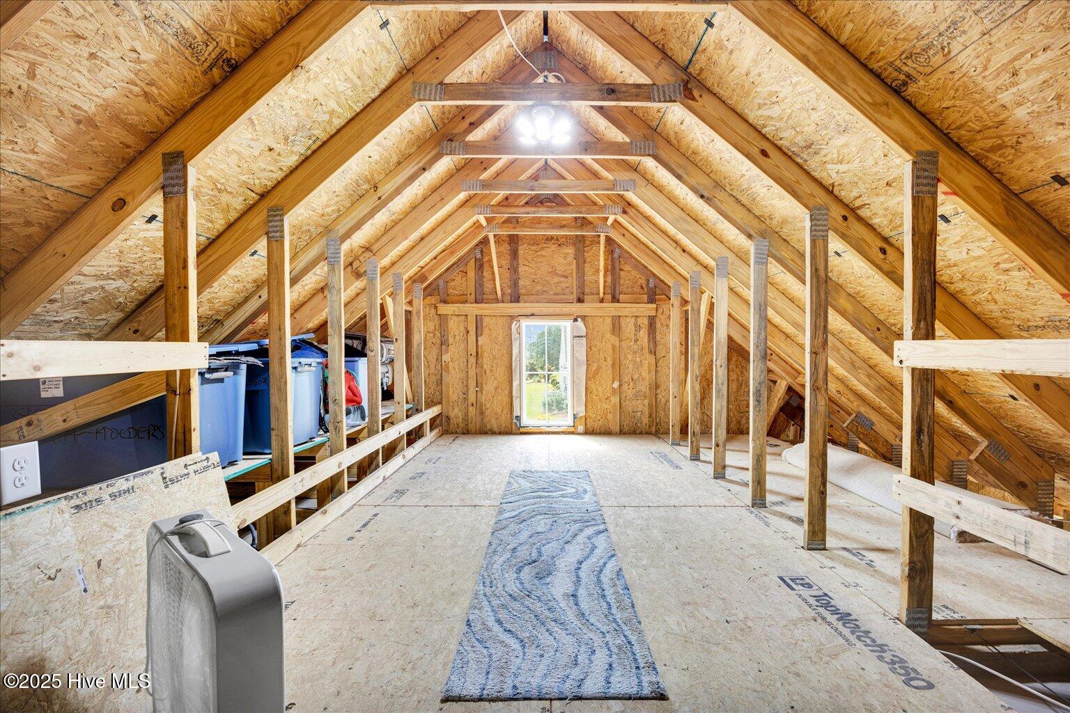 100513881 | Photo 50