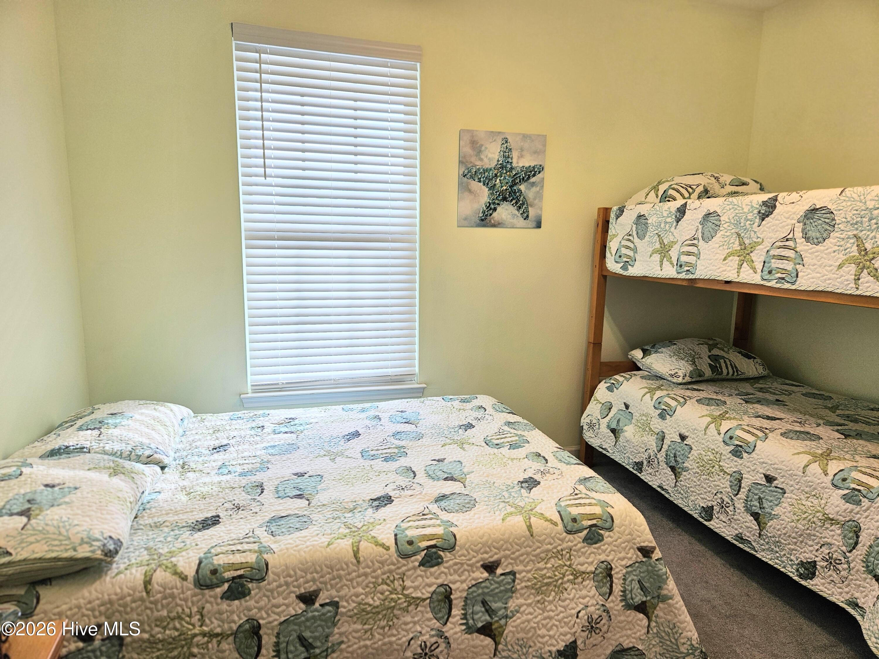 100560065 | Photo 14