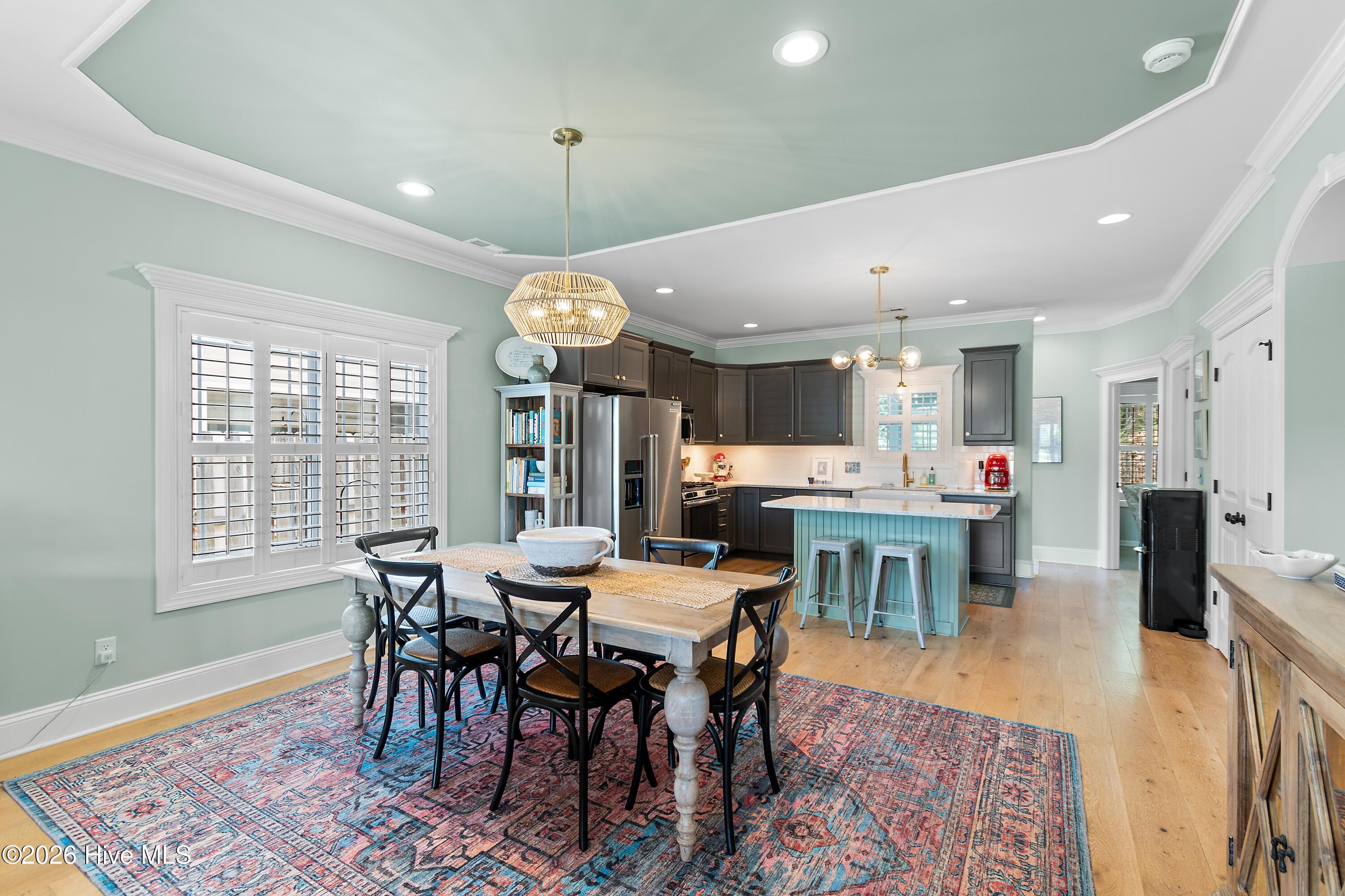 100566075 | Photo 12