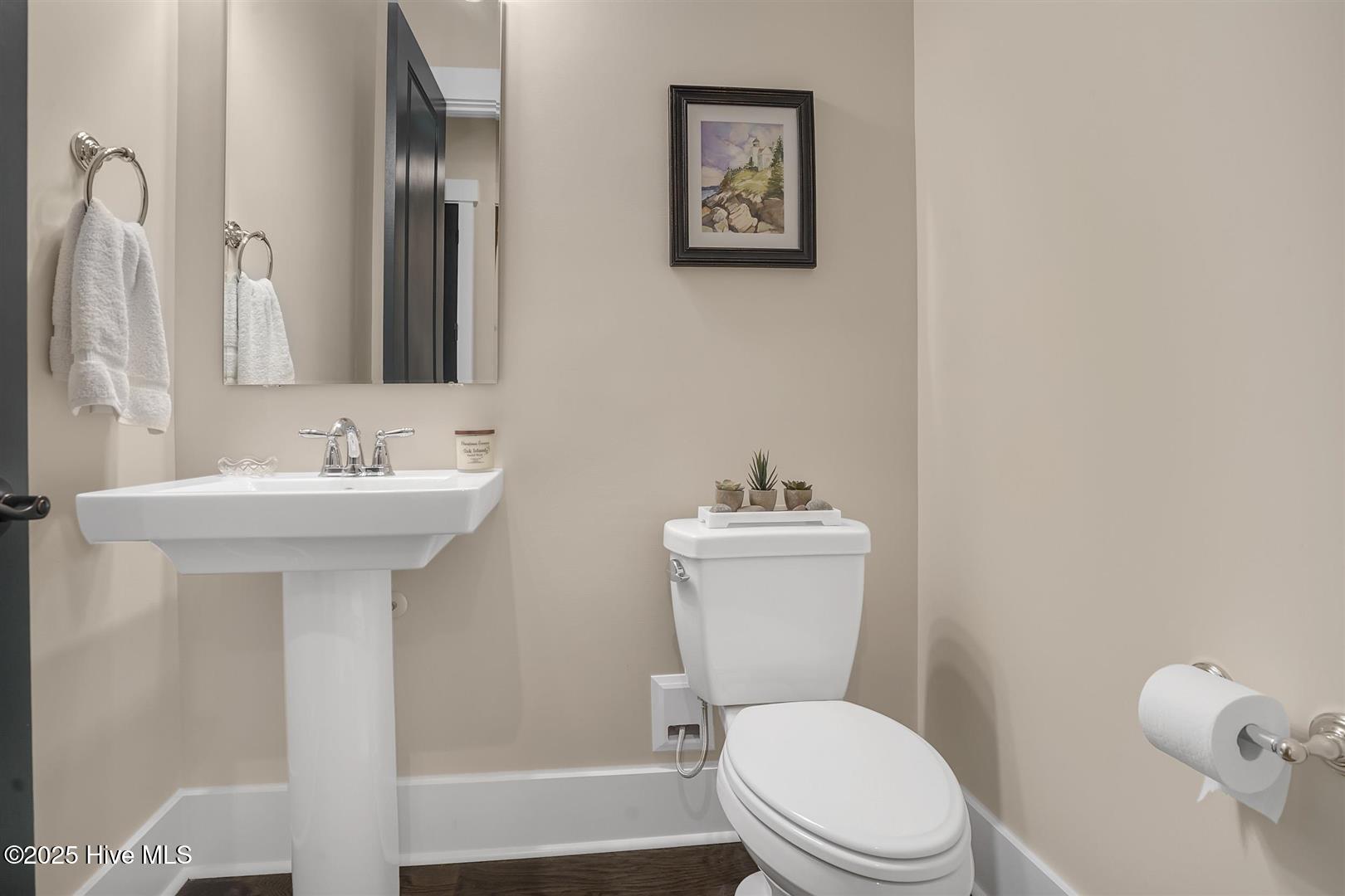 100542626 | Photo 22