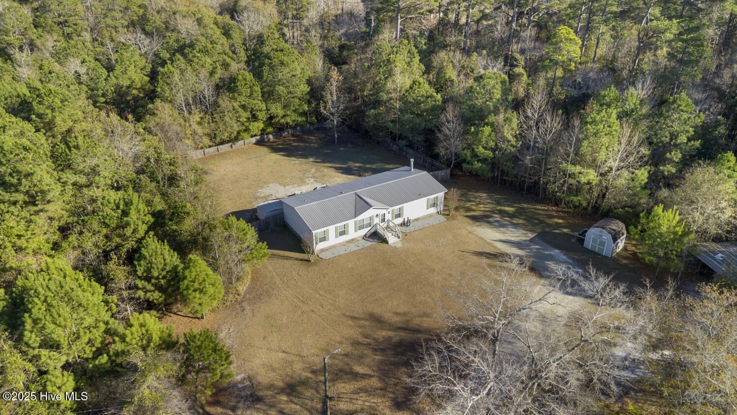 100545745 | Photo 33