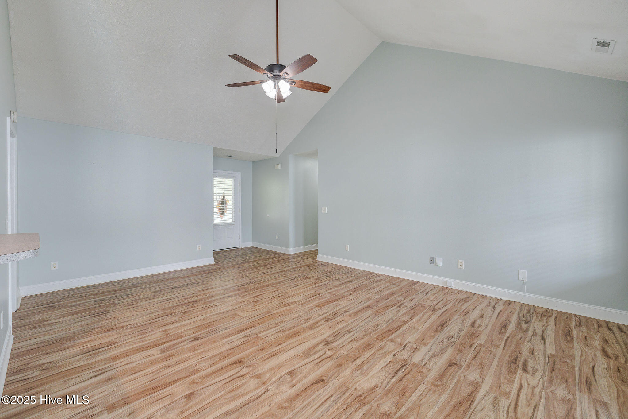 719 Saint Vincent Drive, Wilmington, NC 28412 – photo 8: 719StVincentDrive-21