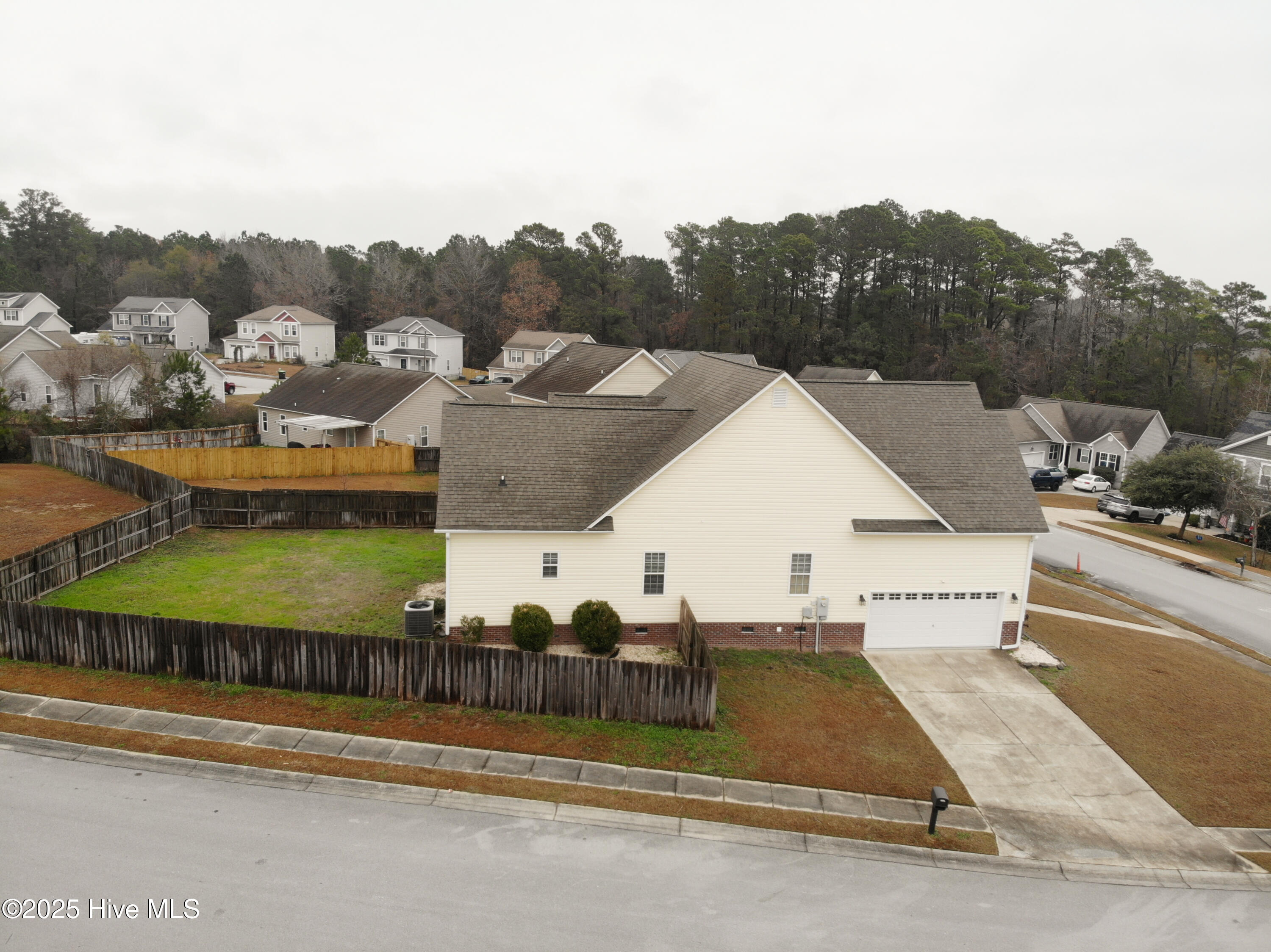 100539008 | Photo 56