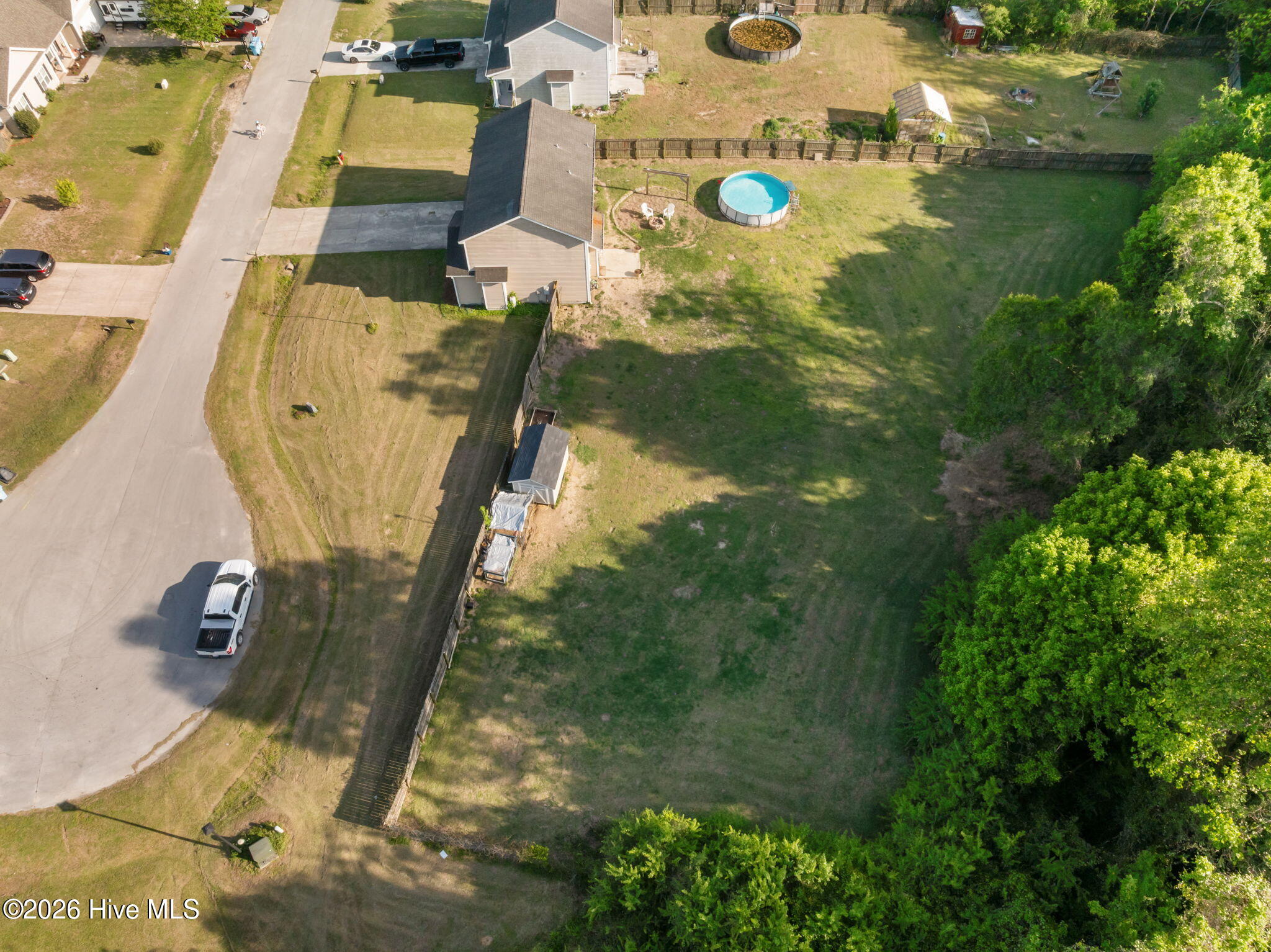 100567671 | Photo 15