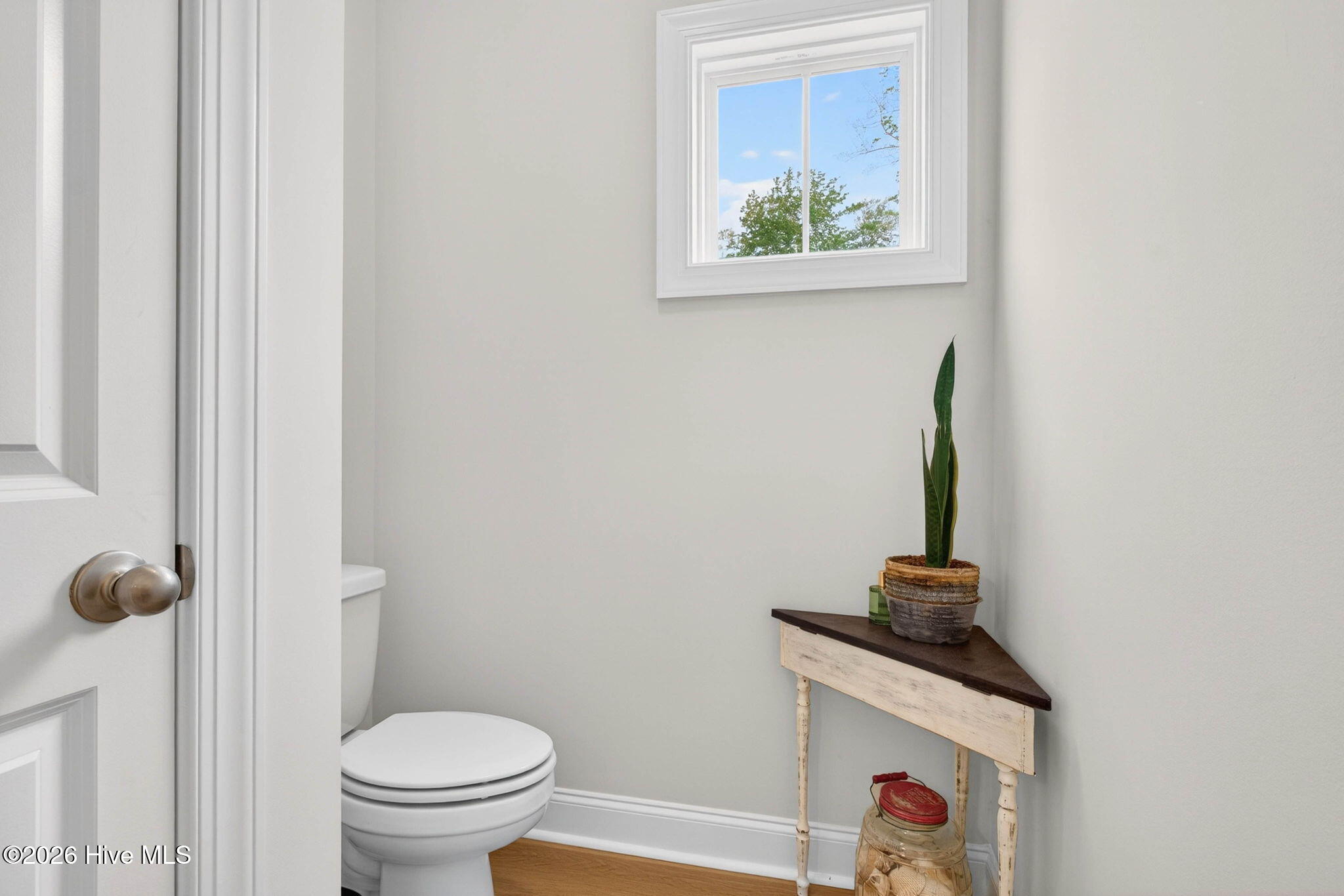 100564631 | Photo 27