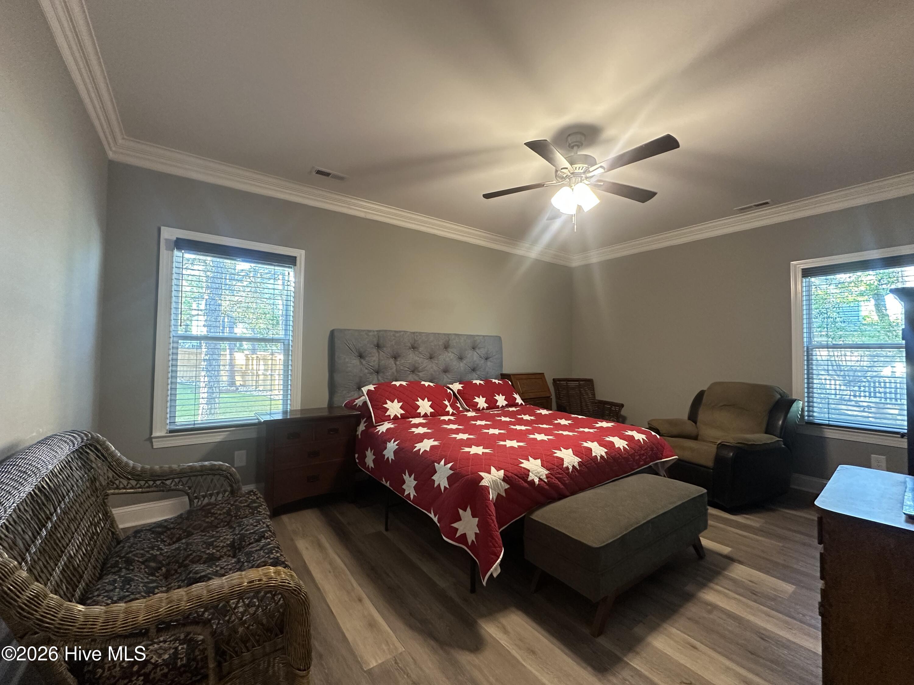 225 Winding Creek Way,Hubert