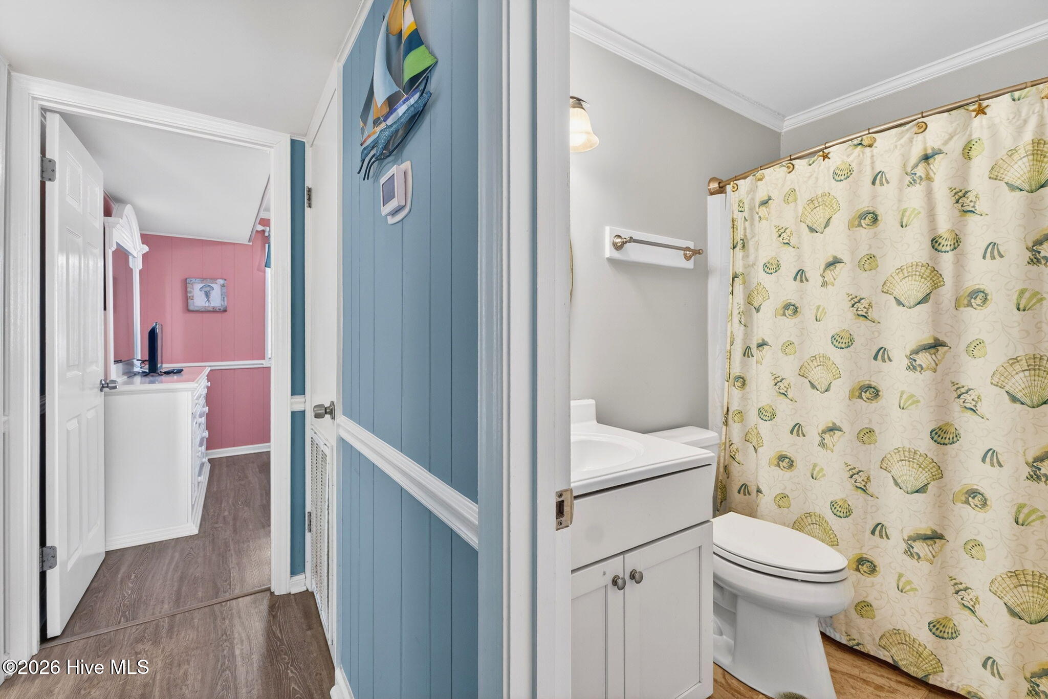 100557808 | Photo 26