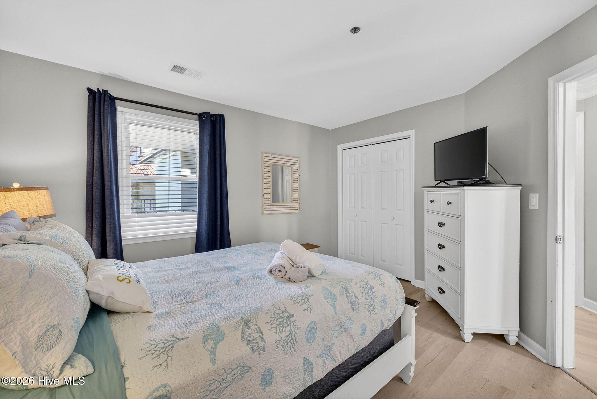 100550000 | Photo 23