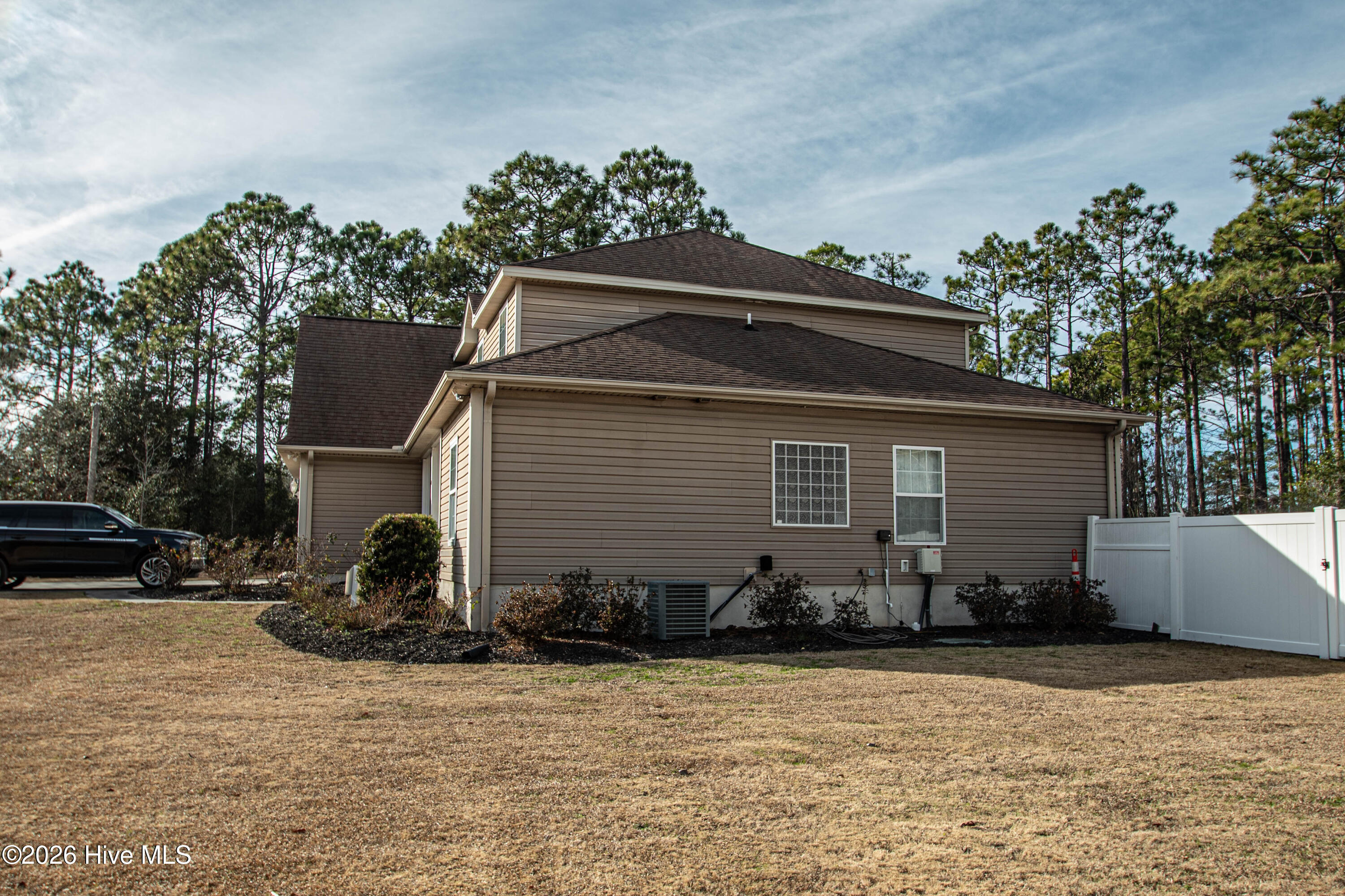 100553026 | Photo 10