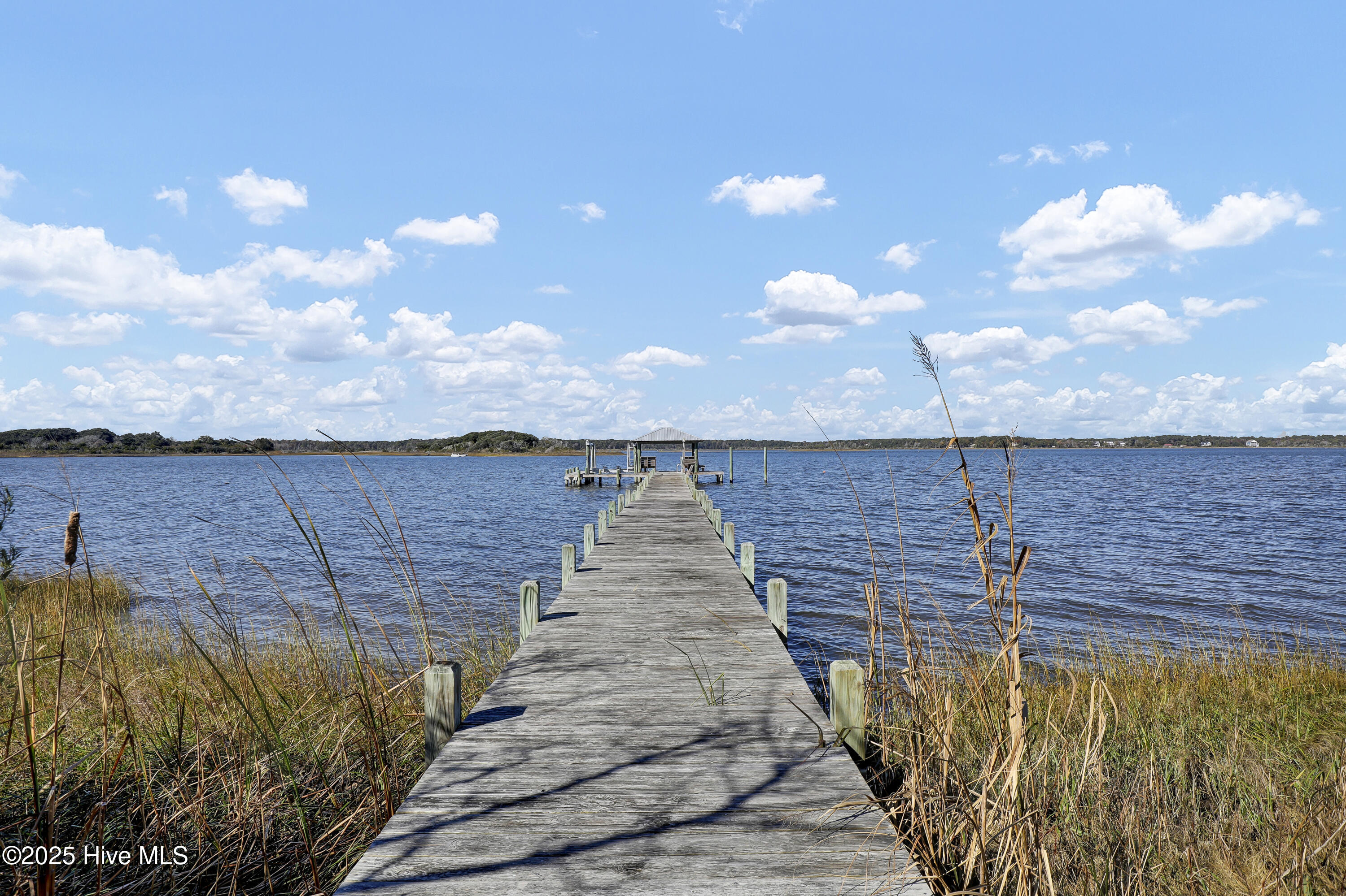 100540247 | Photo 25