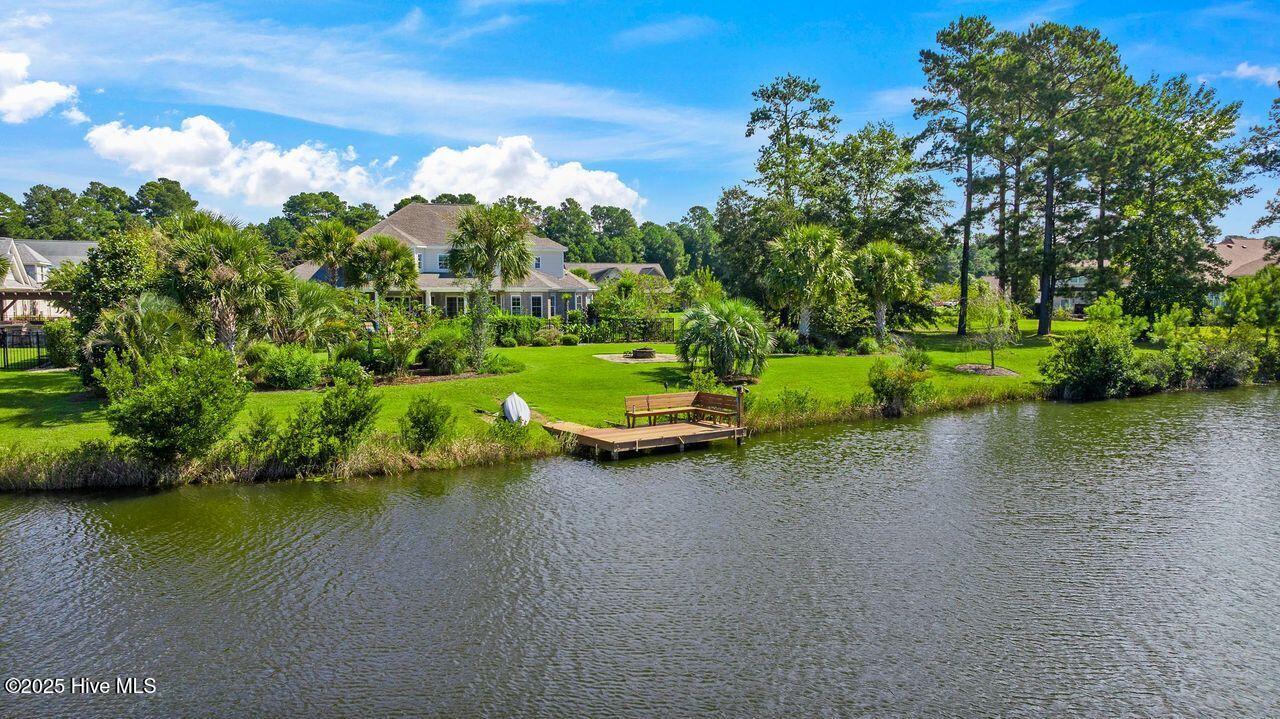 100534476 | Photo 59