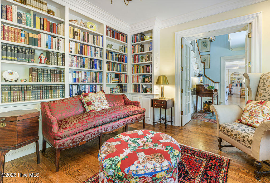 Libray open to entry hall