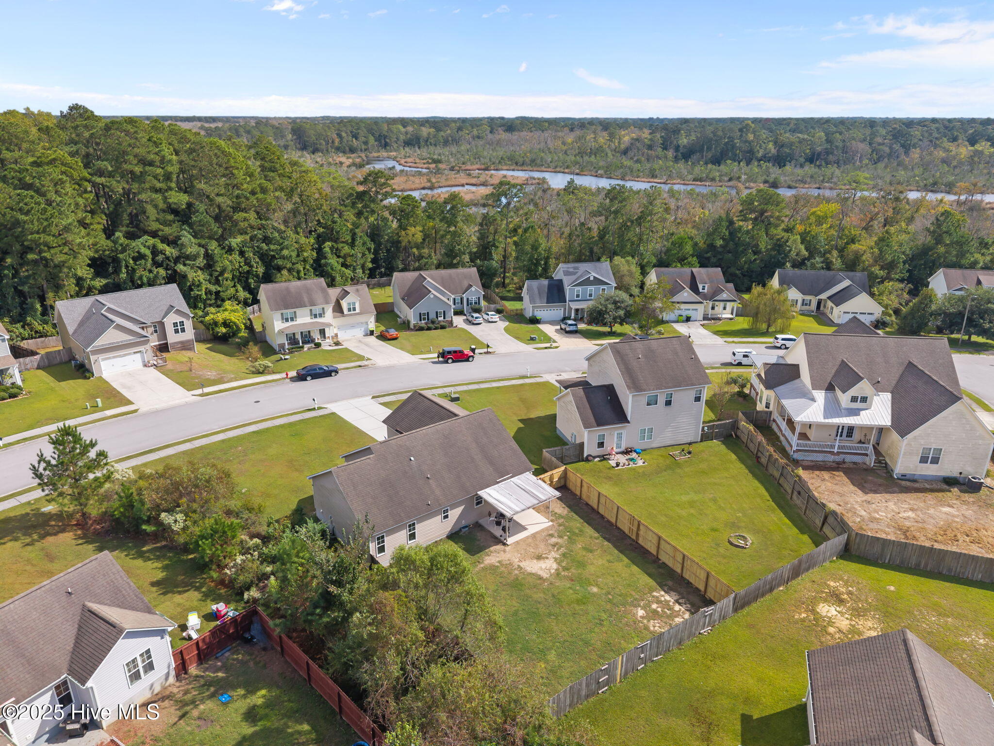 100530161 | Photo 31