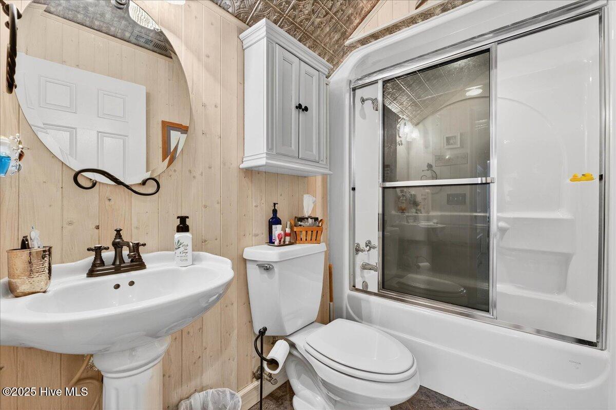 100517839 | Photo 67