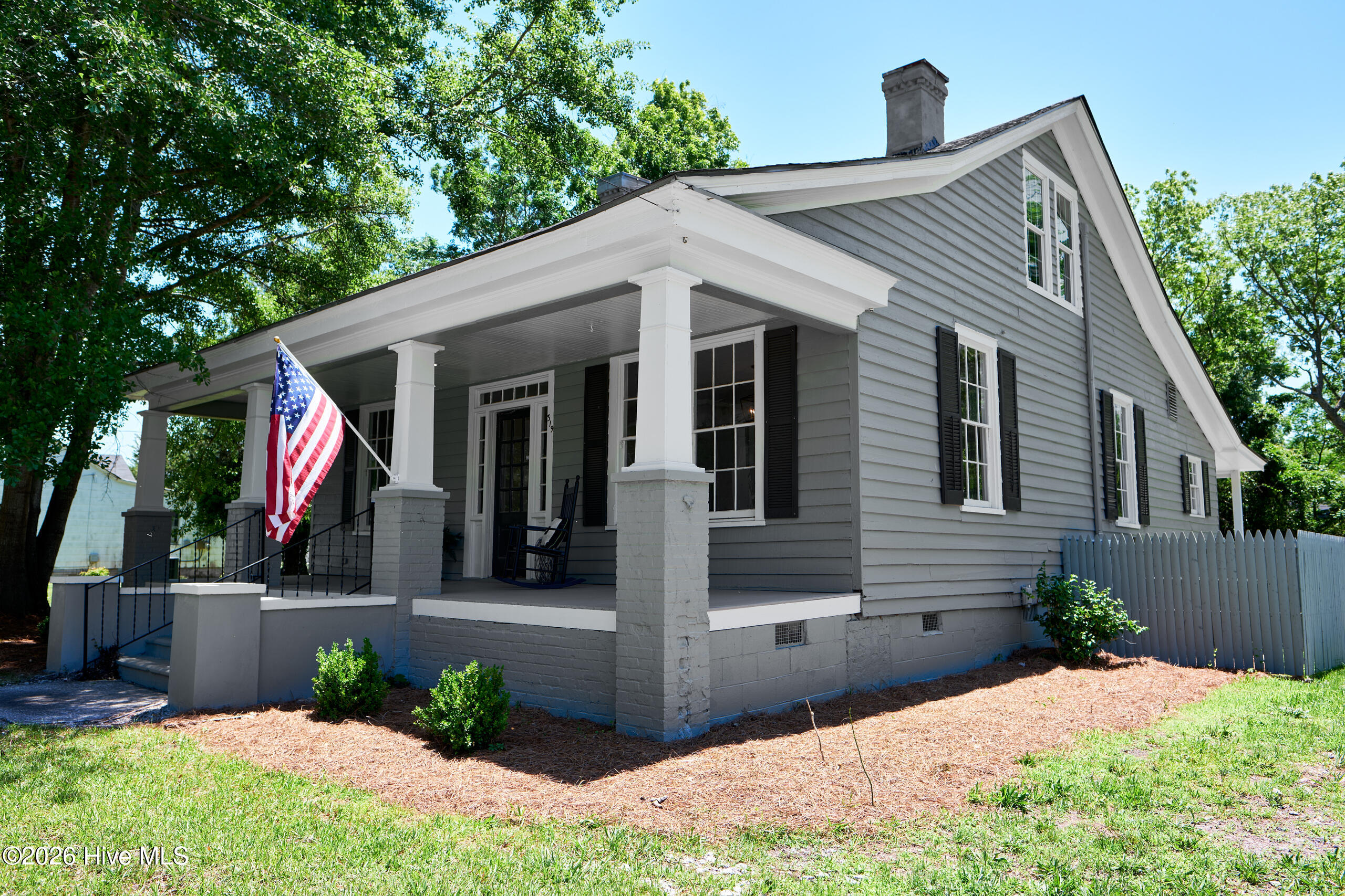 Featured listings