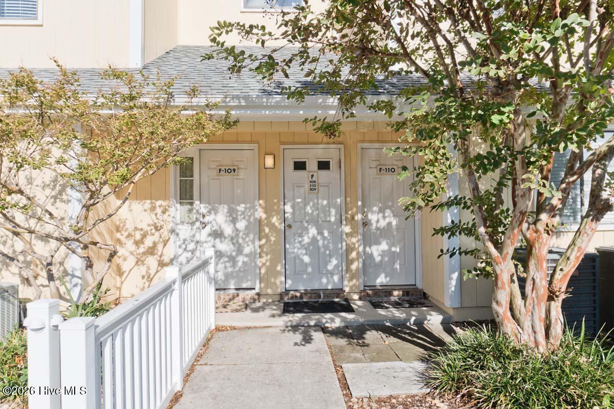 9201 Coast Guard Road UNIT F 210, Emerald Isle, NC, 28594