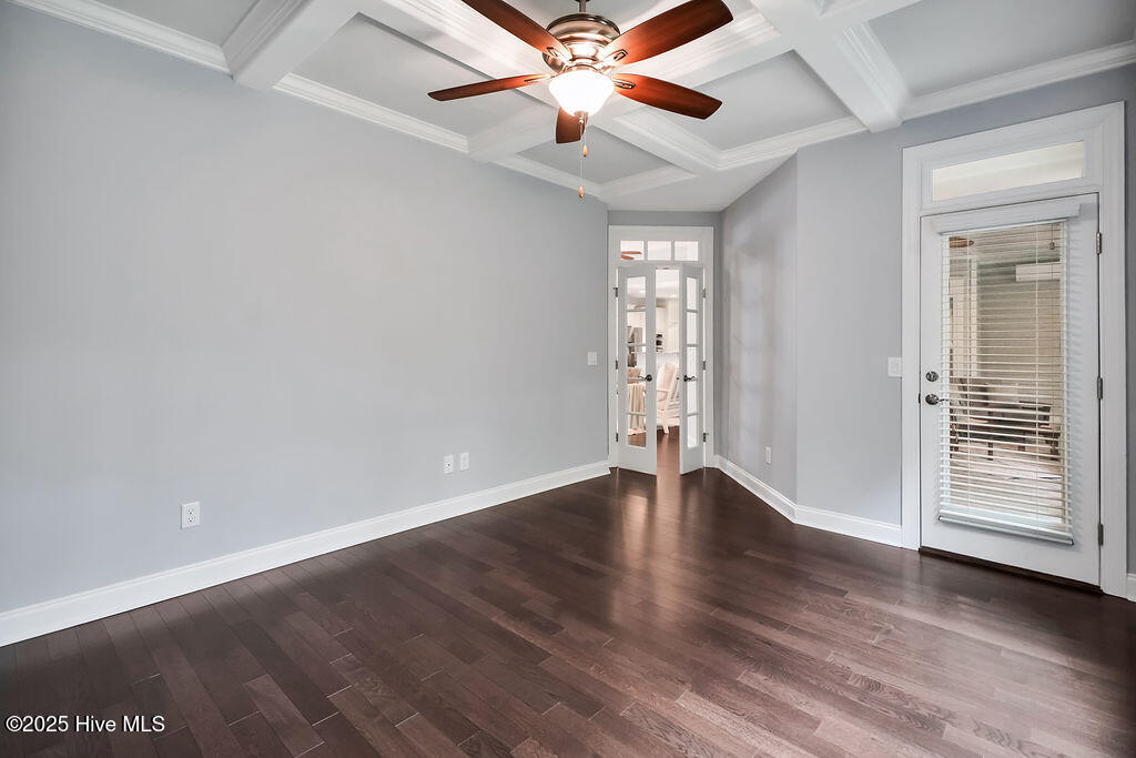 100514876 | Photo 19