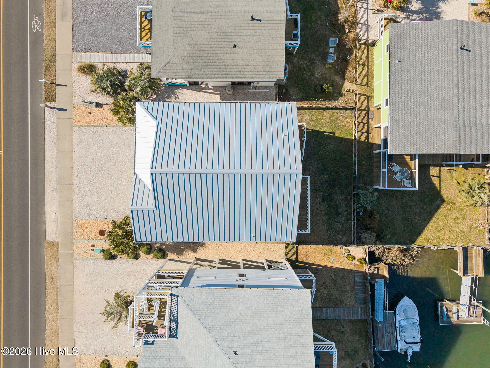 100555015 | Photo 54