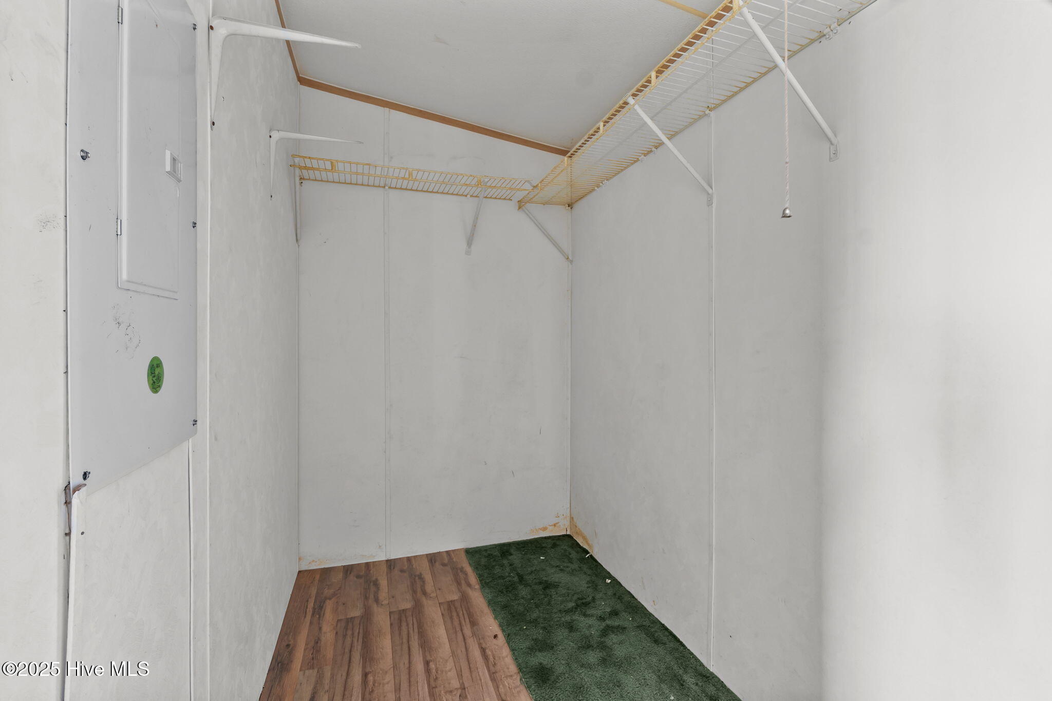 40-web-or-mls-WCR07220