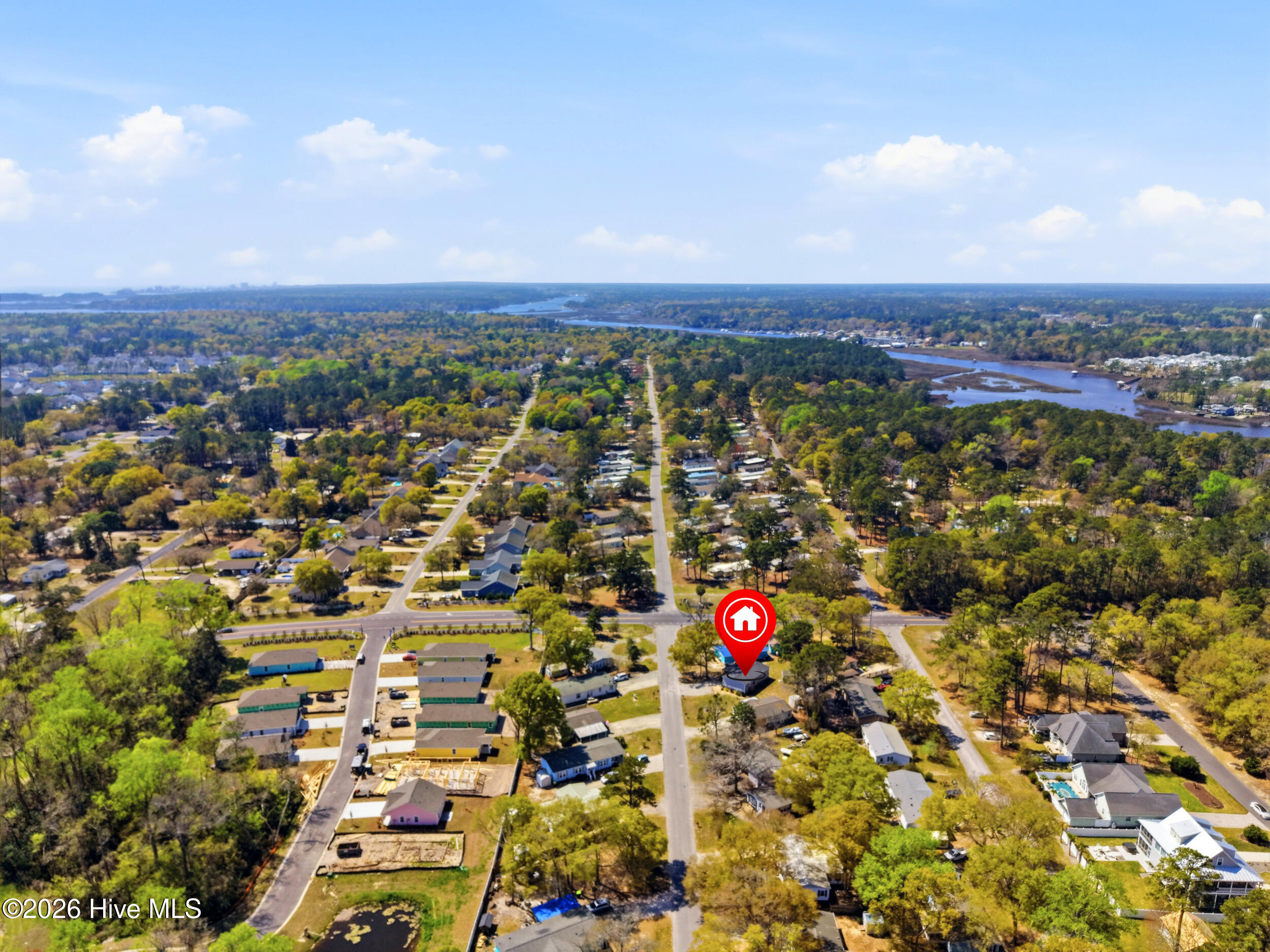 100564185 | Photo 38