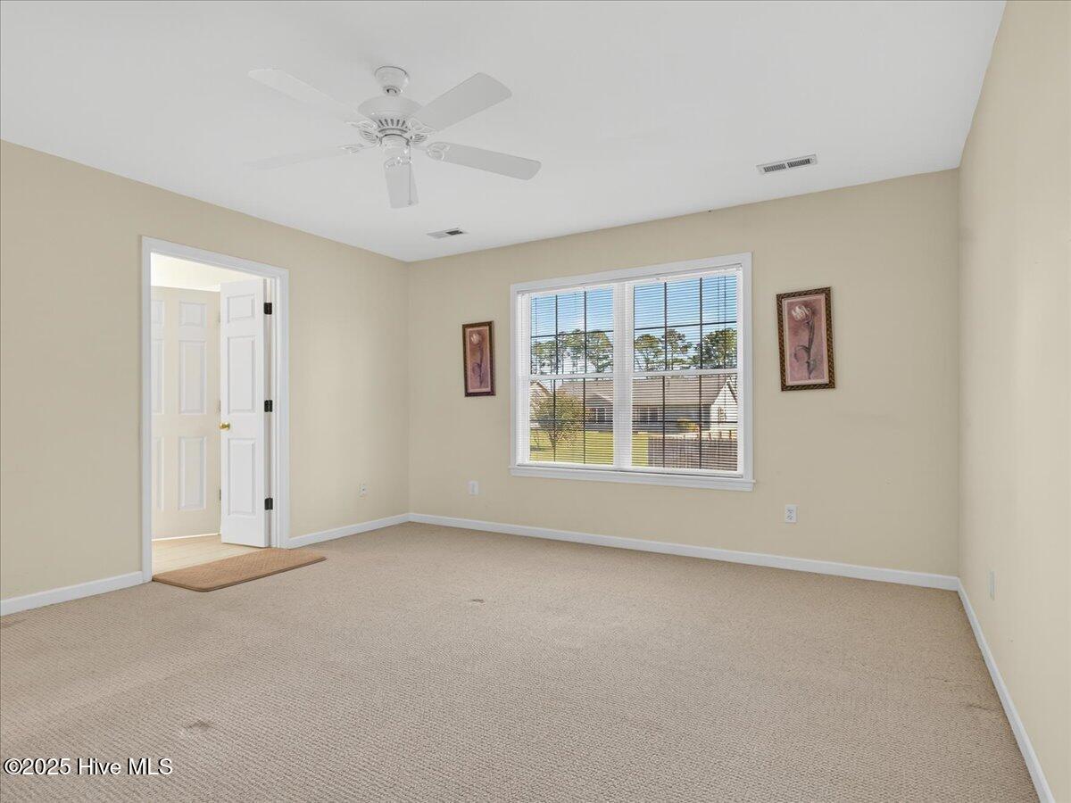 100537242 | Photo 27