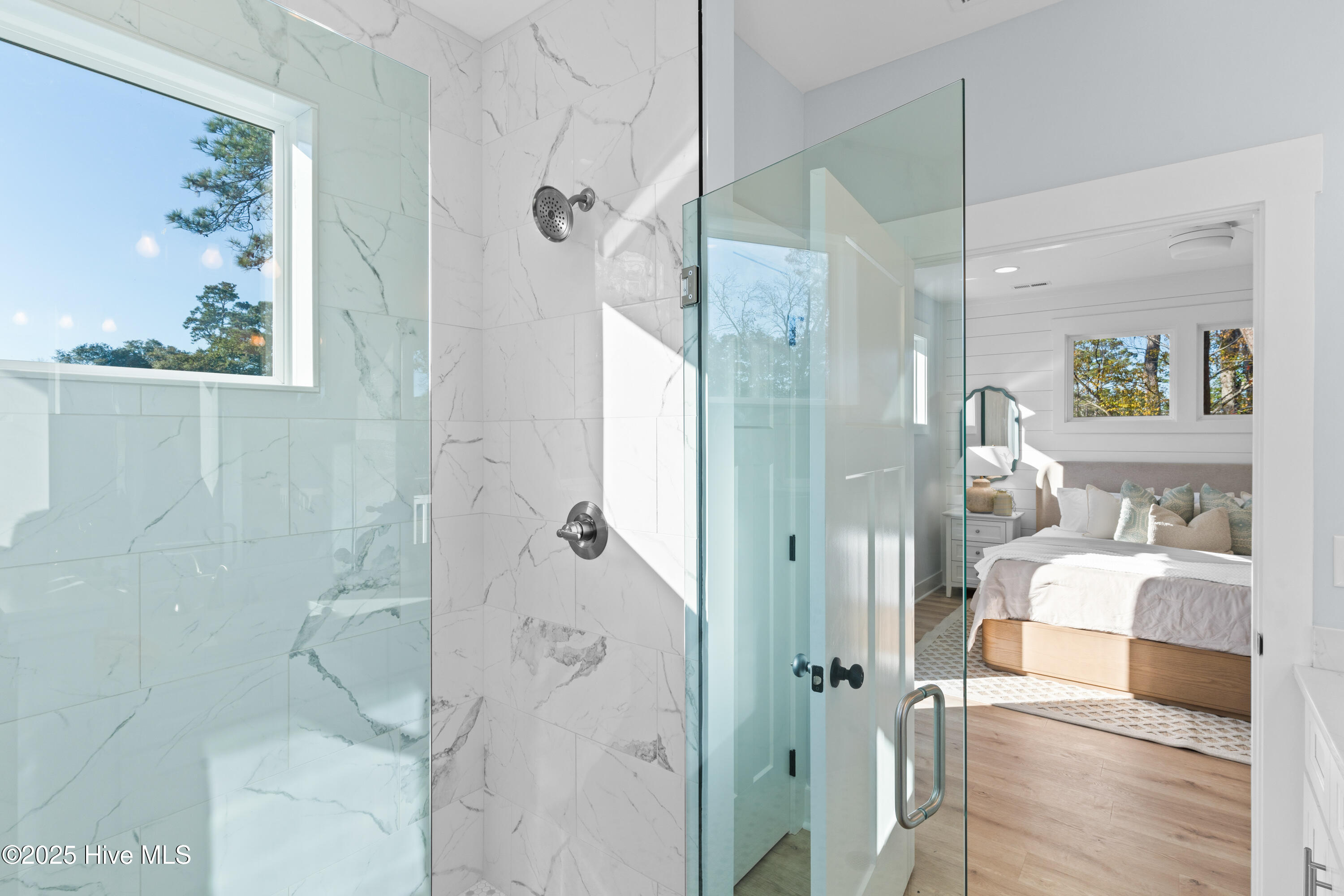 100545556 | Photo 43