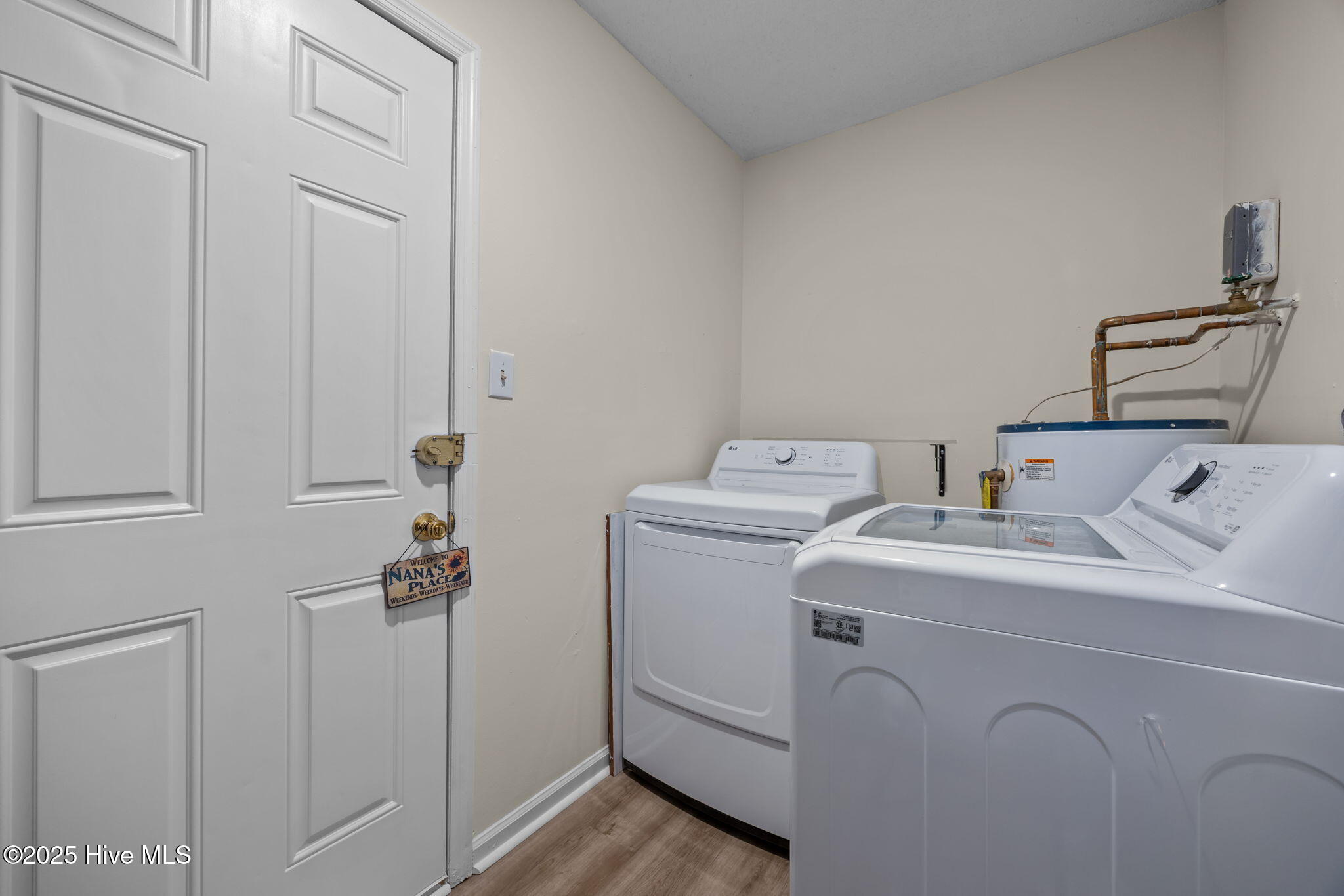 100515251 | Photo 29