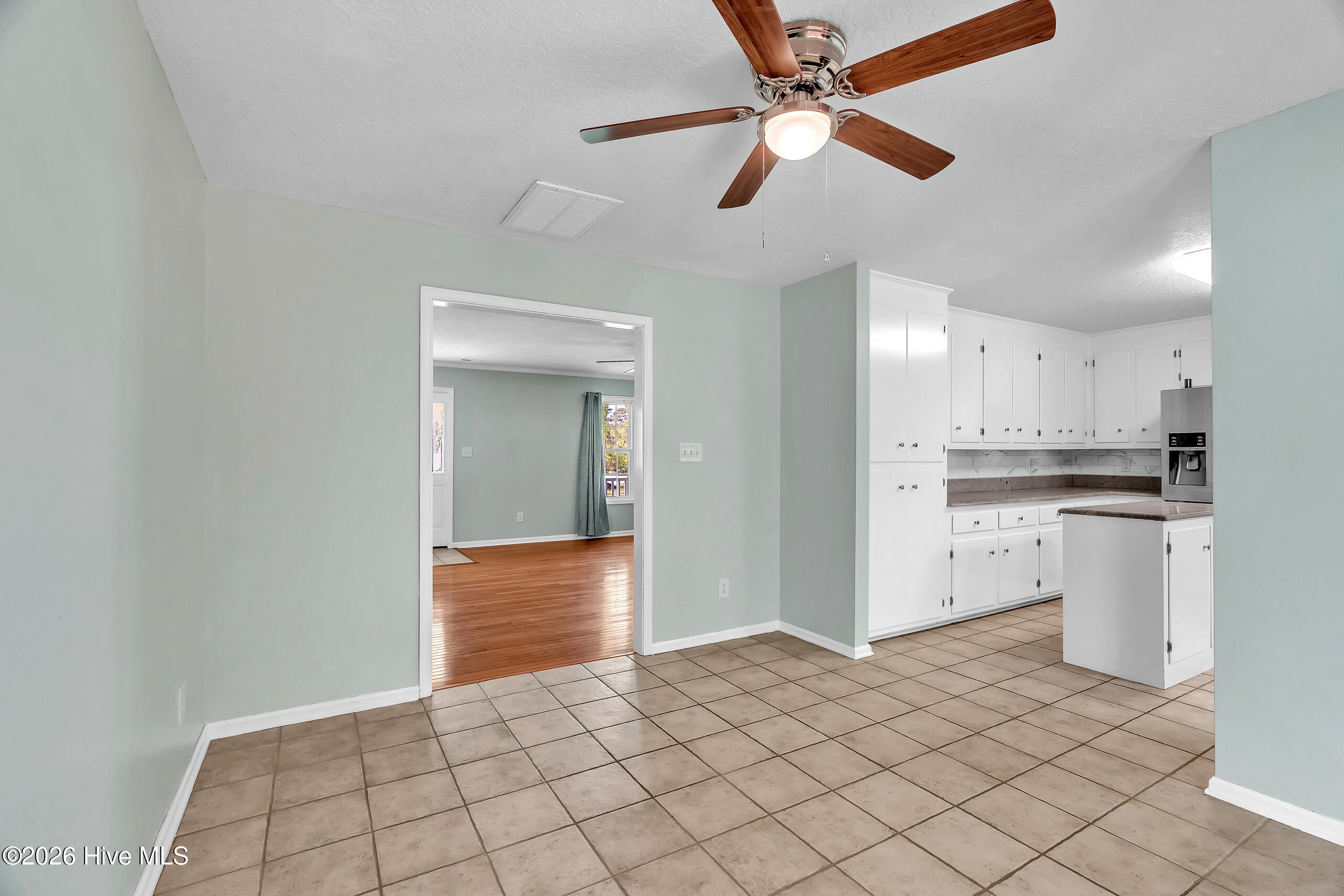 215 Winding Creek Way,Hubert