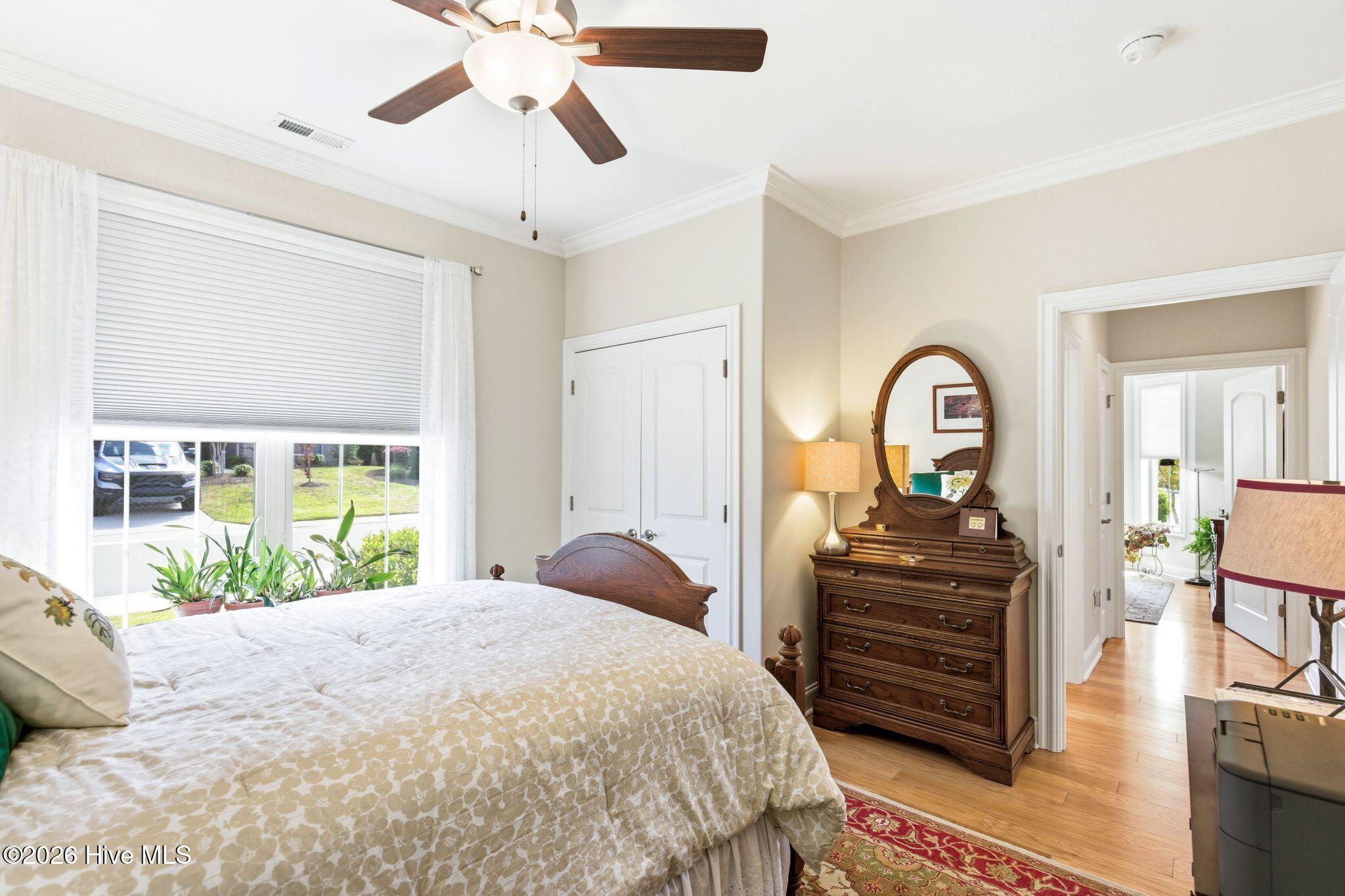 100564564 | Photo 30