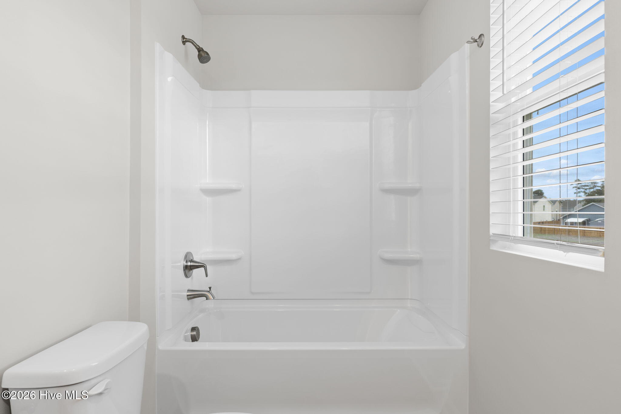 100546266 | Photo 34