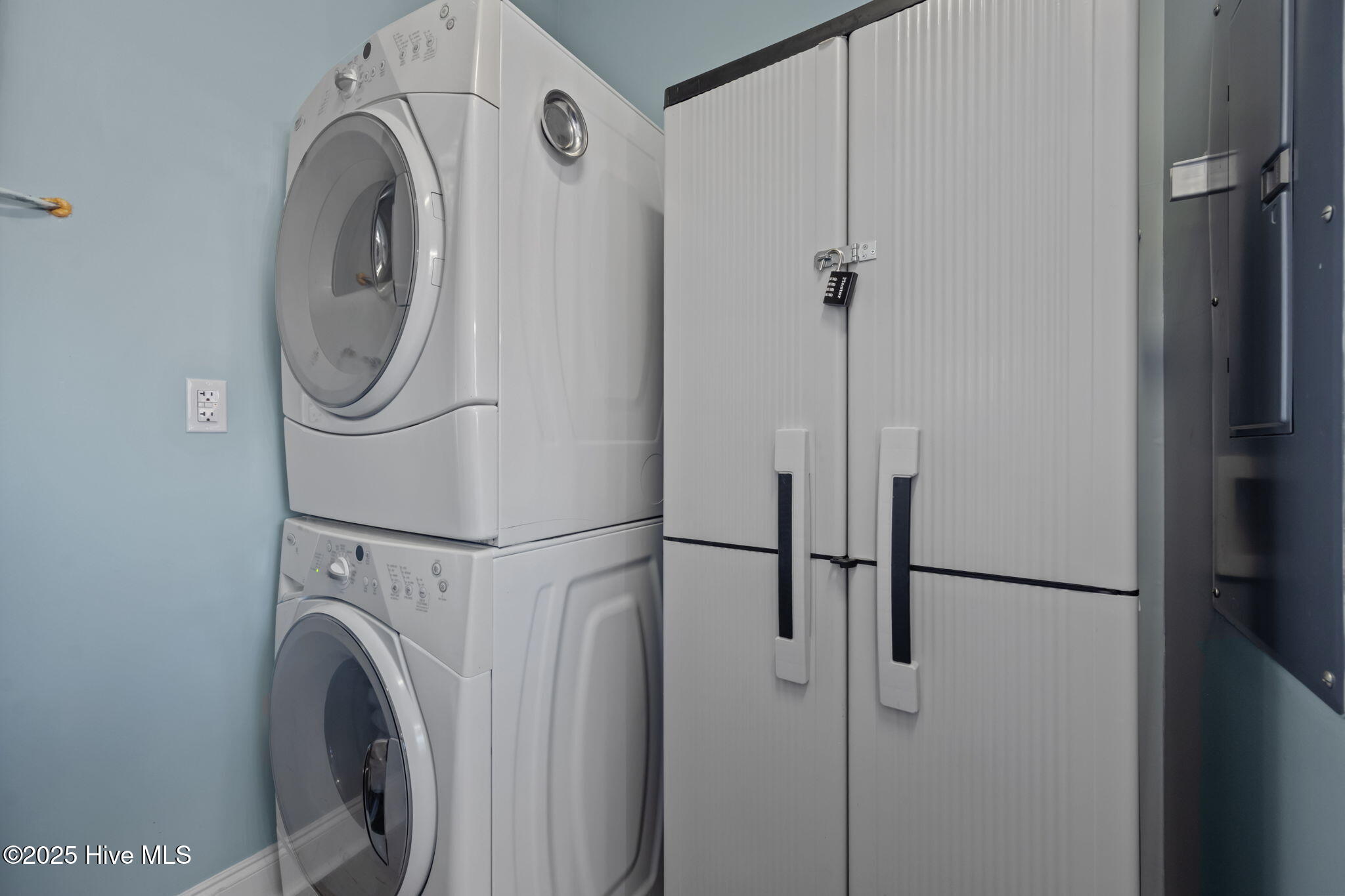 100537897 | Photo 19