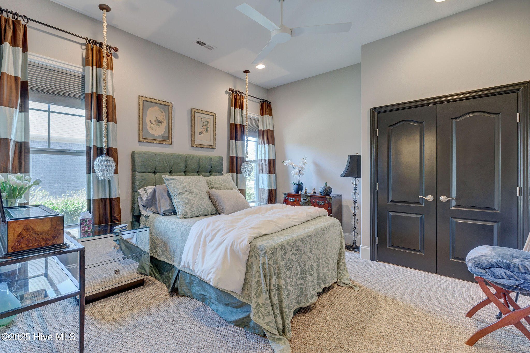 100550746 | Photo 43