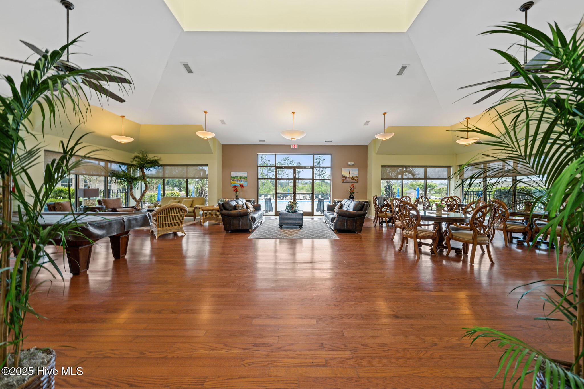 100531104 | Photo 77