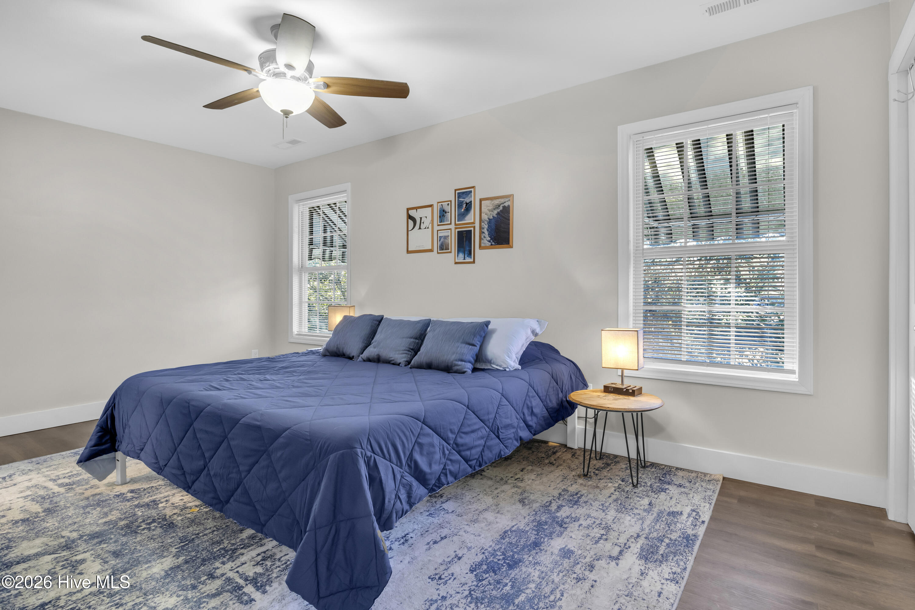 100561178 | Photo 20