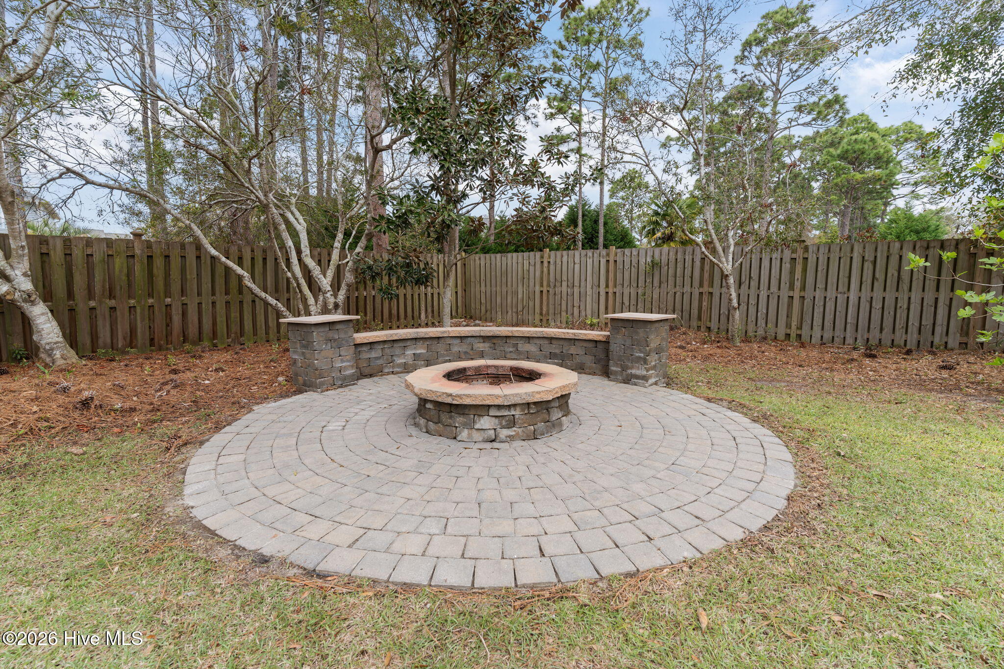 100563070 | Photo 45