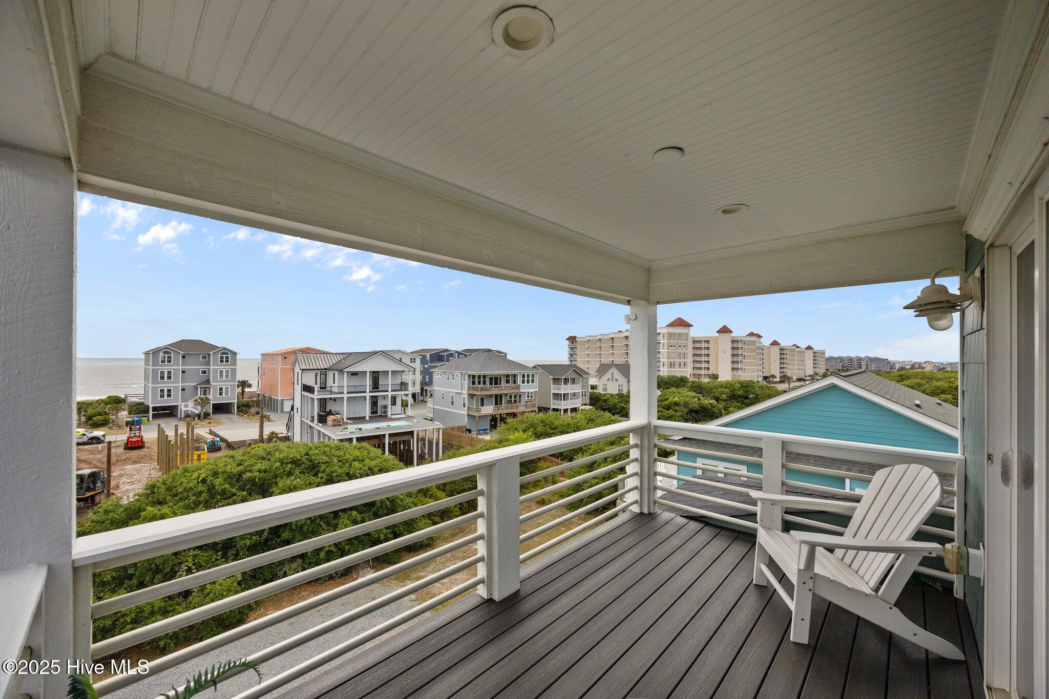 100506414 | Photo 40